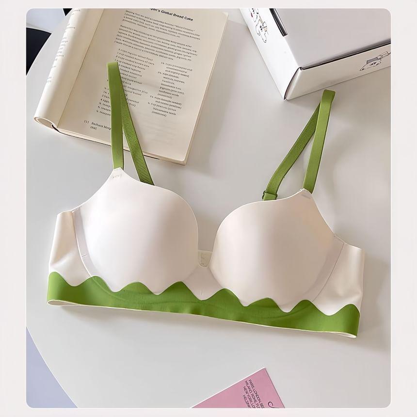 Two Tone Seamless Bra Product Image