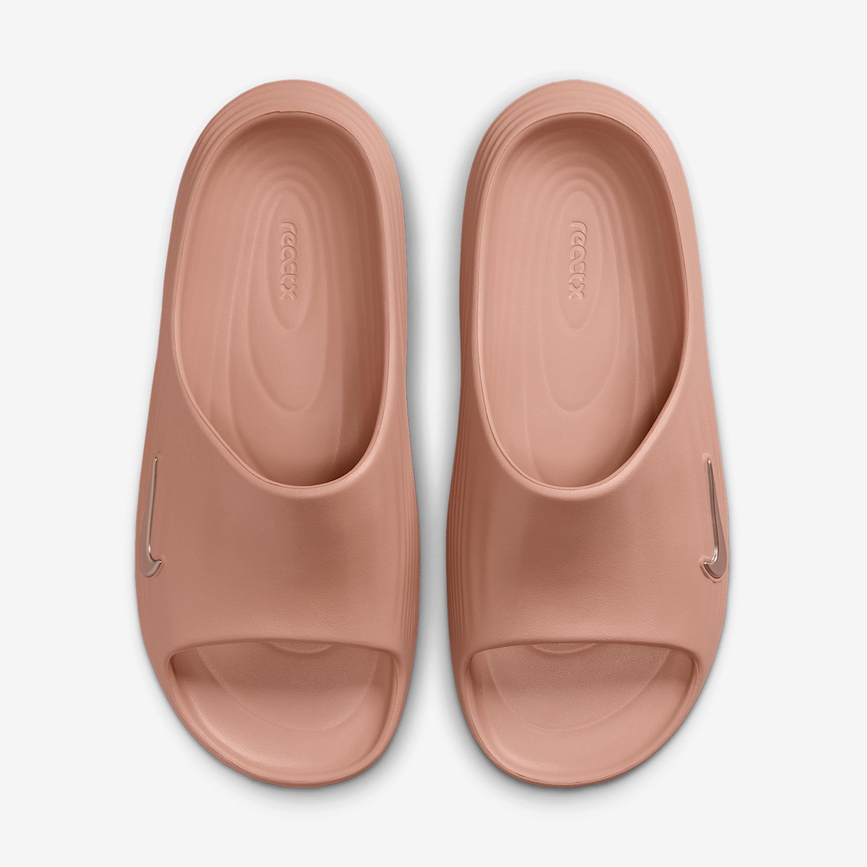 Nike ReactX Rejuven8 Women's Slides Product Image