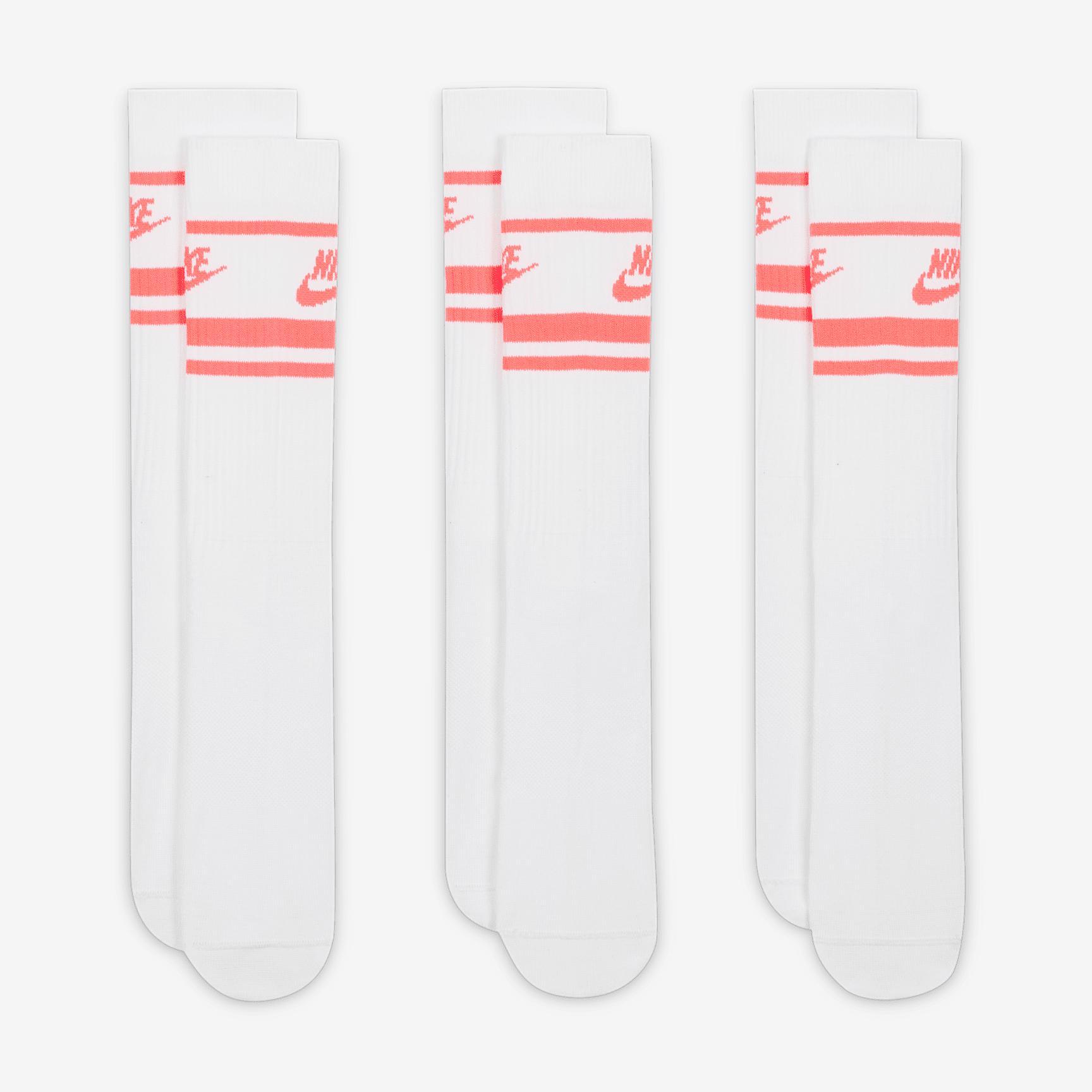 Nike Sportswear Dri-FIT Everyday Essential Crew Socks (3 Pairs) Product Image