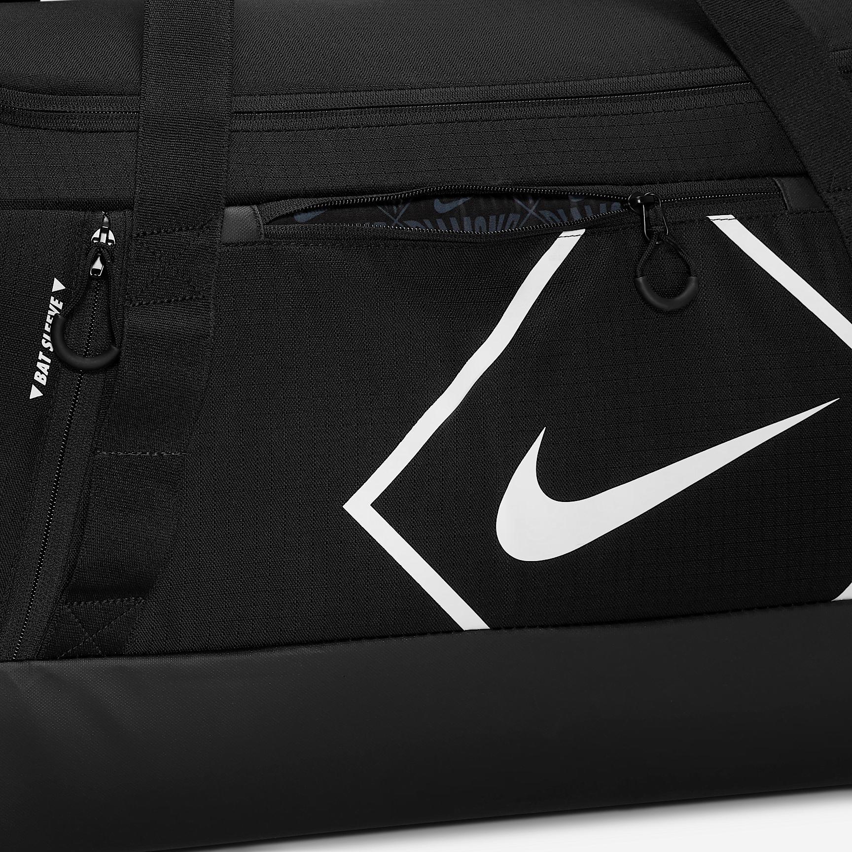 Nike Men's Diamond Duffel Bag (72L) Product Image