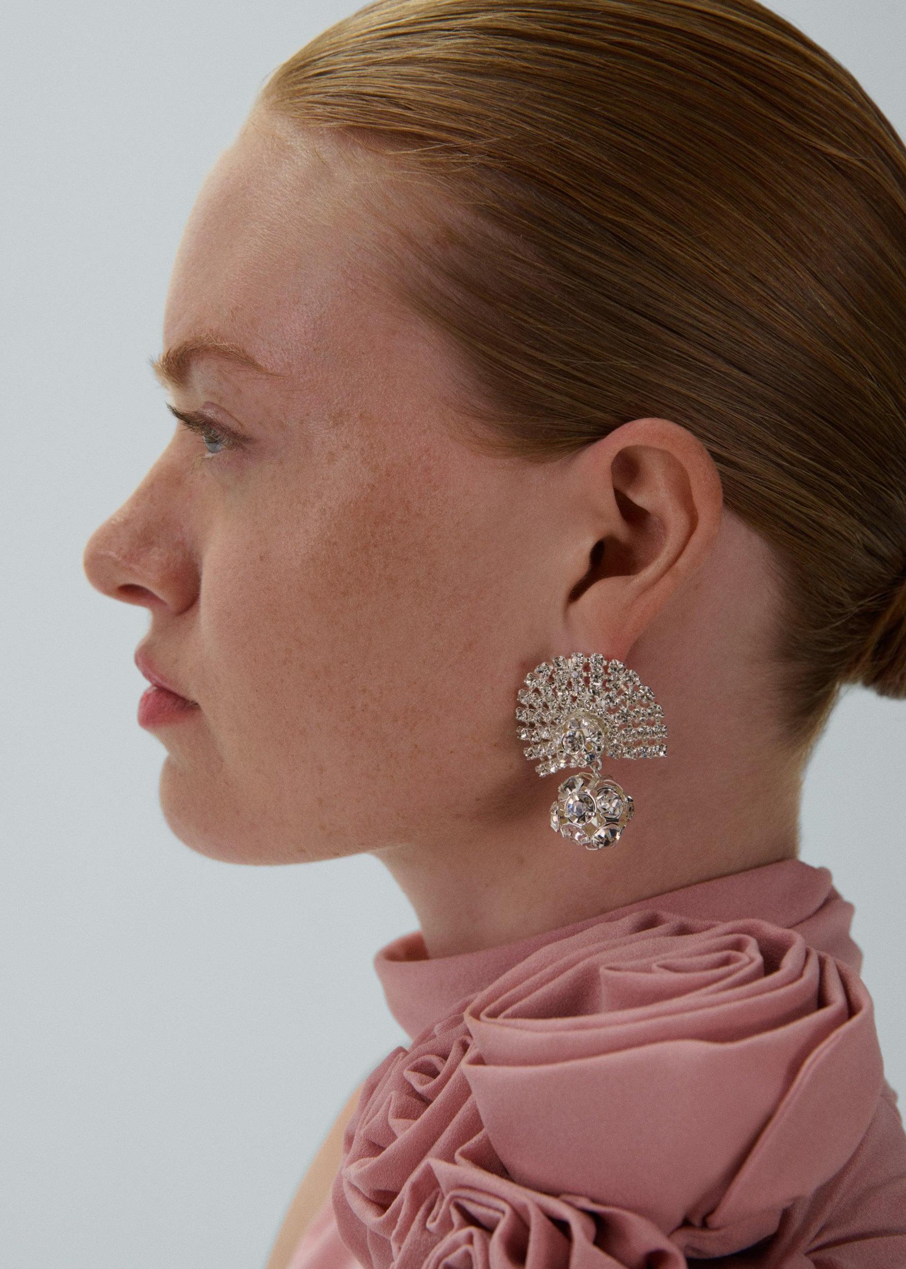 Fan-shaped crystal drop earrings in silver Product Image