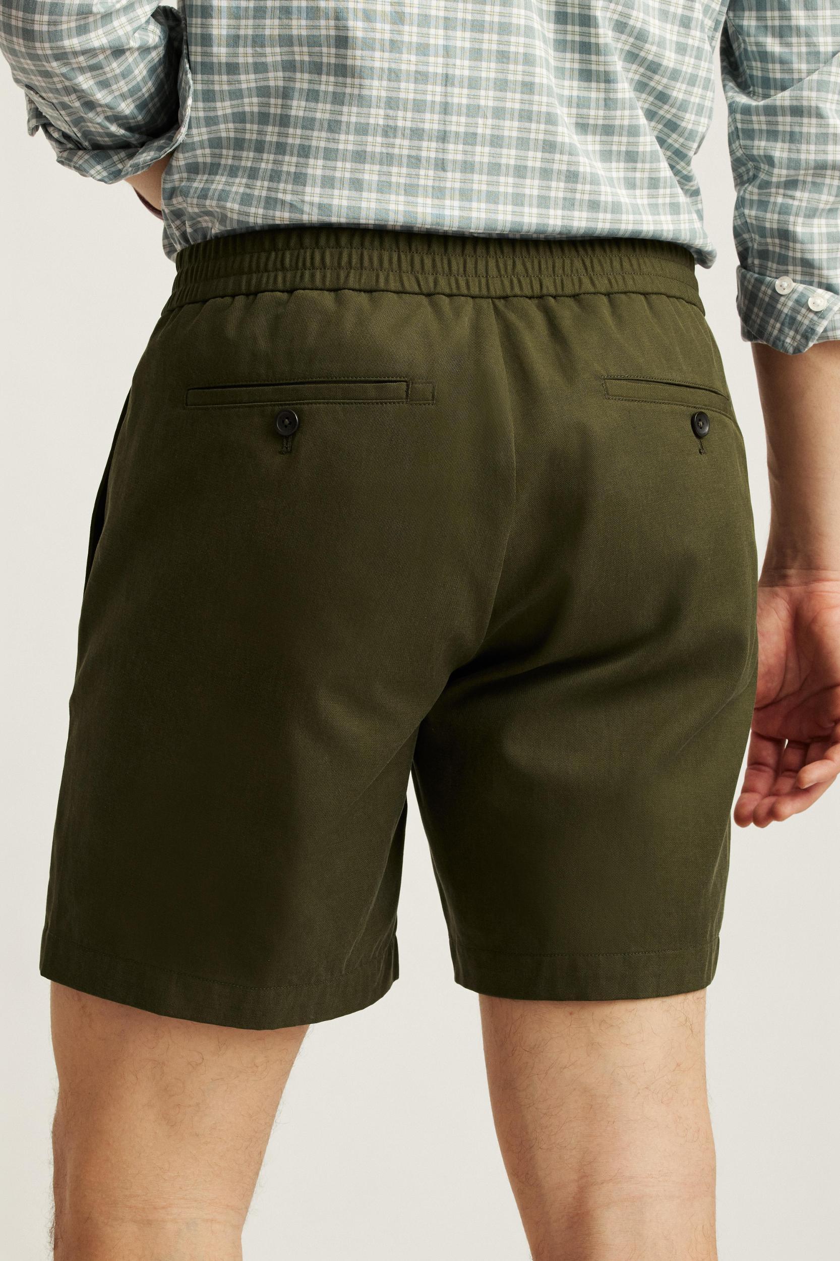 Weekend Wanderer Short Product Image