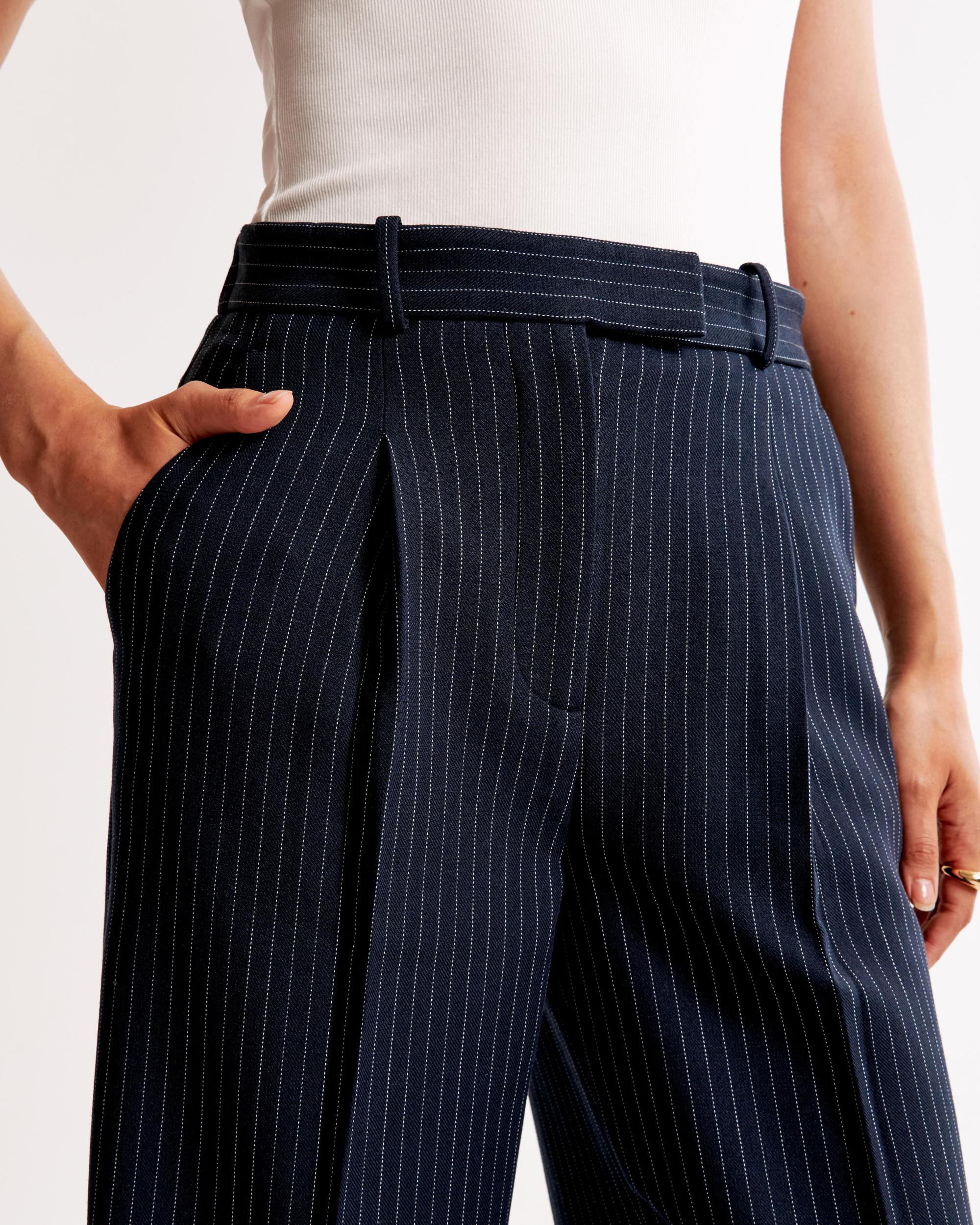 A&F Harper Tailored Ultra Wide Leg Pant Product Image