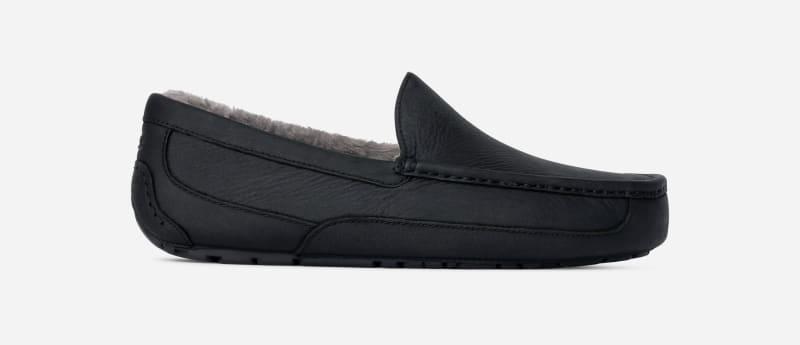 UGG Mens Ascot Leather Slip Product Image