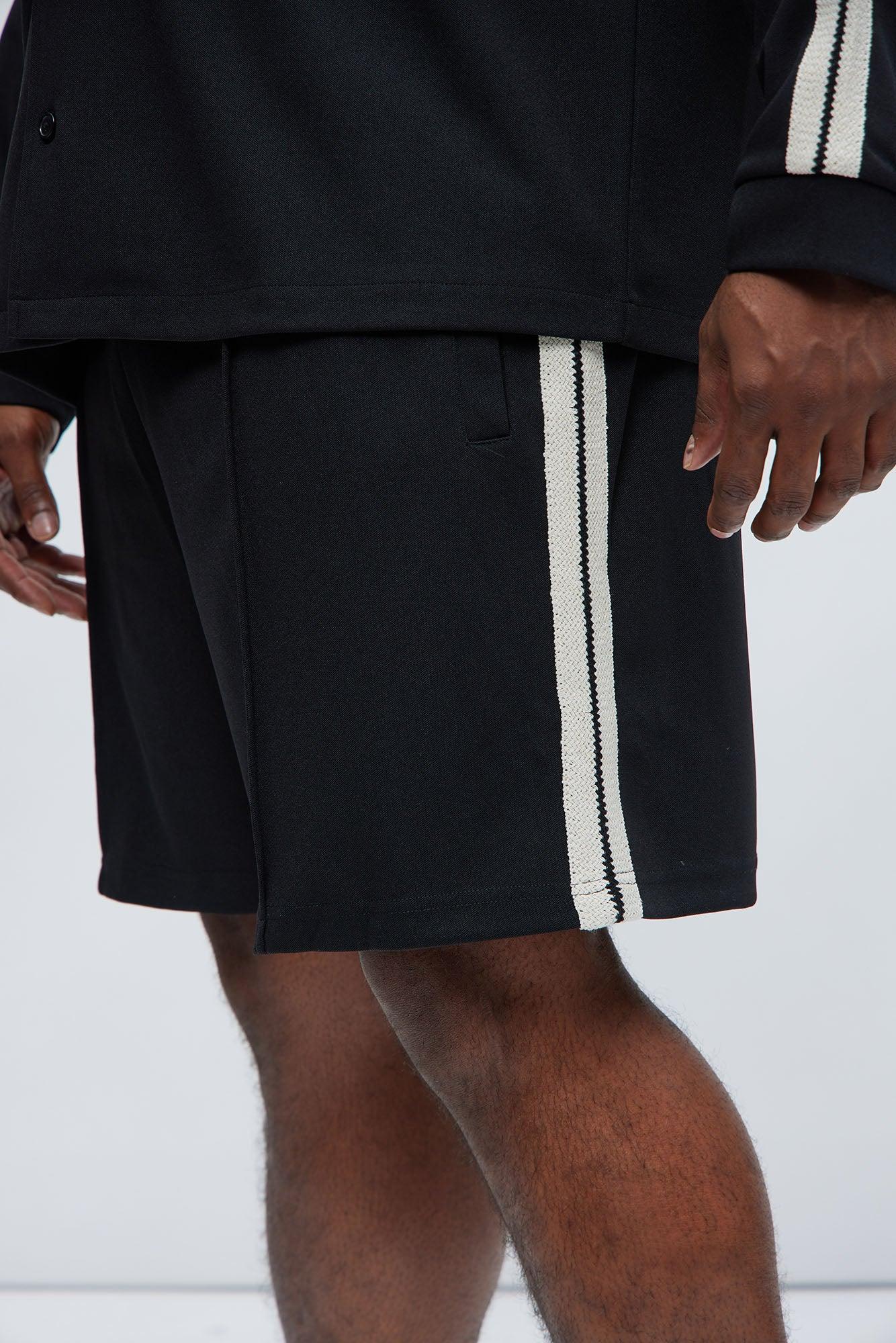 Dennis Relaxed Shorts - Black Product Image