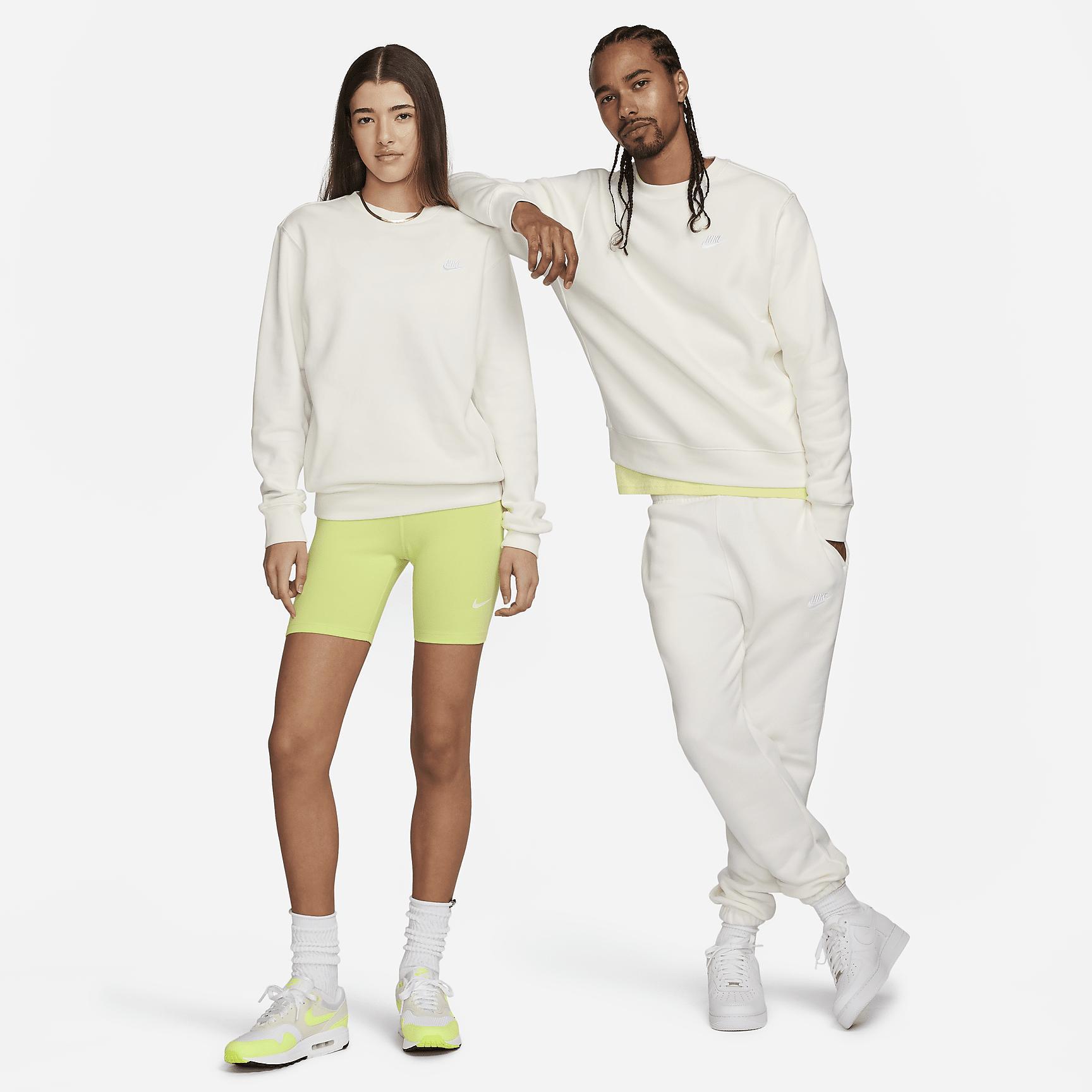 Nike Sportswear Club Fleece Men's Crew Product Image
