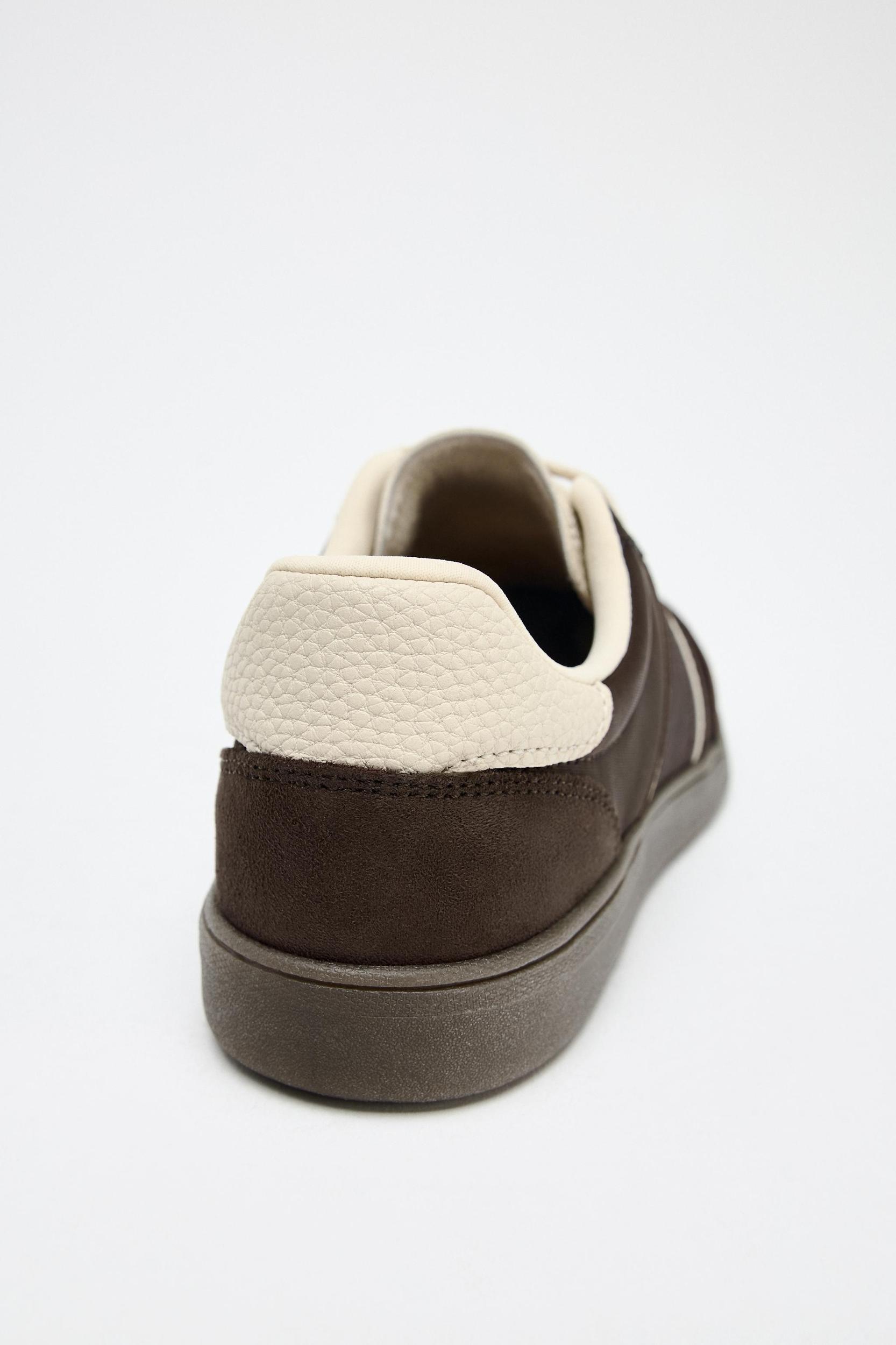 ATHLETIC SNEAKERS Product Image