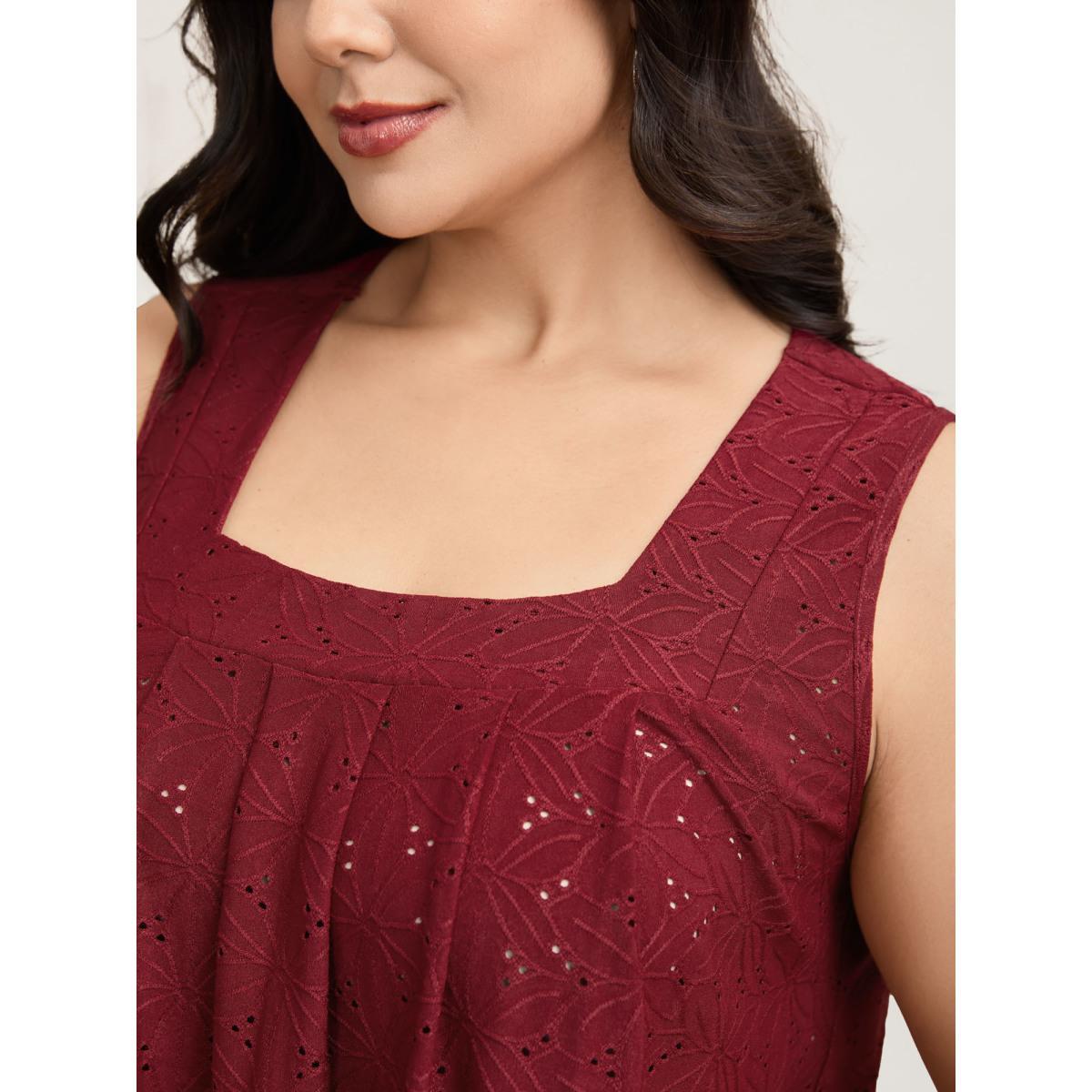 Plus Size Textured Stretchy Square Neck Pleated Vest Women Burgundy Casual Texture Square Neck Everyday Tank Tops Camis BloomChic 26/4X Product Image