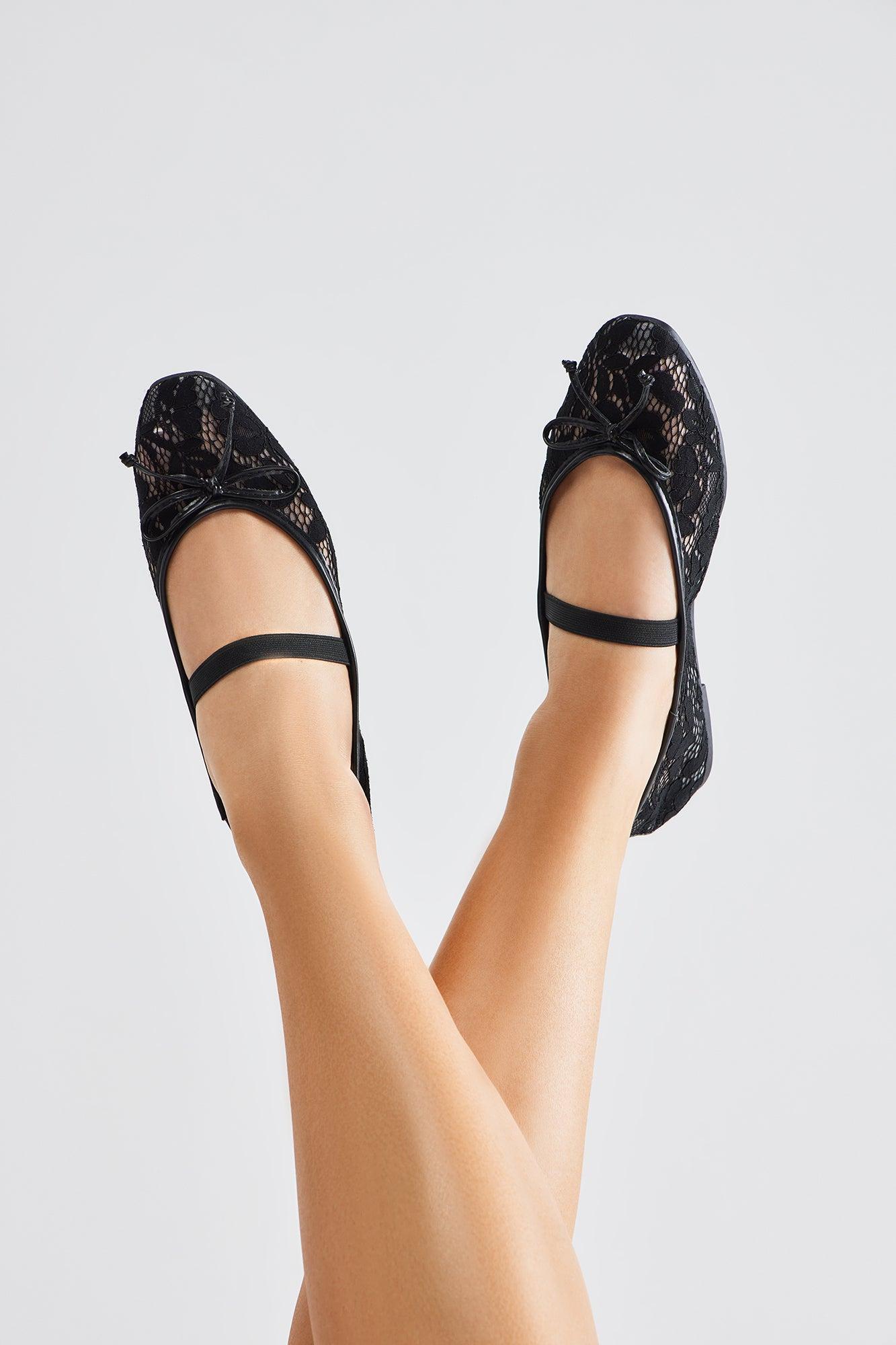 Saphire Lace Ballet Flats - Black Product Image