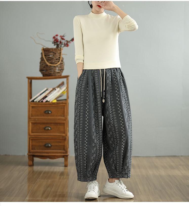 Drawstring Waist Patterned Cropped Baggy Pants Product Image