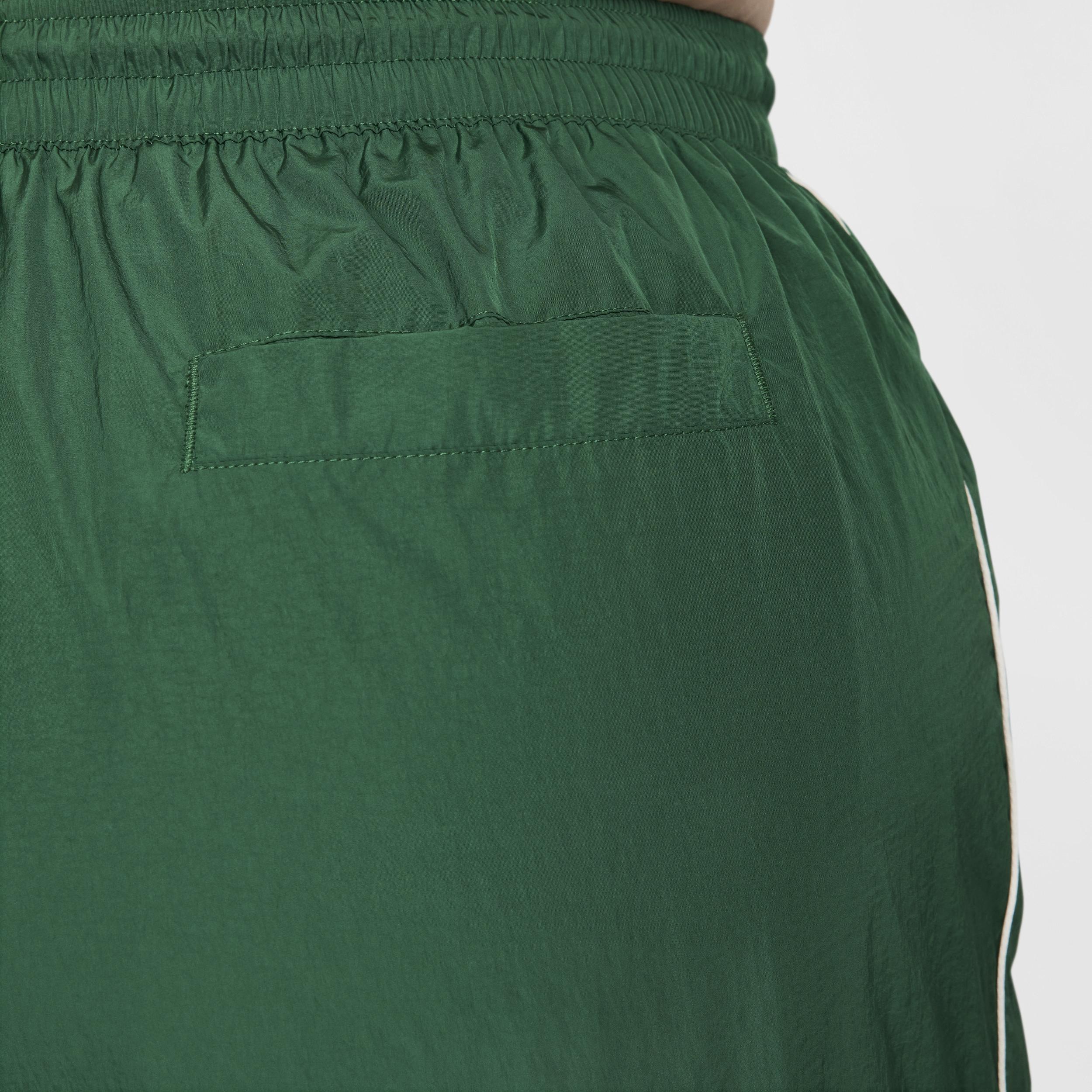 Nike Women's Windrunner High-Waisted Woven Open-Hem Pants (Plus Size) Product Image