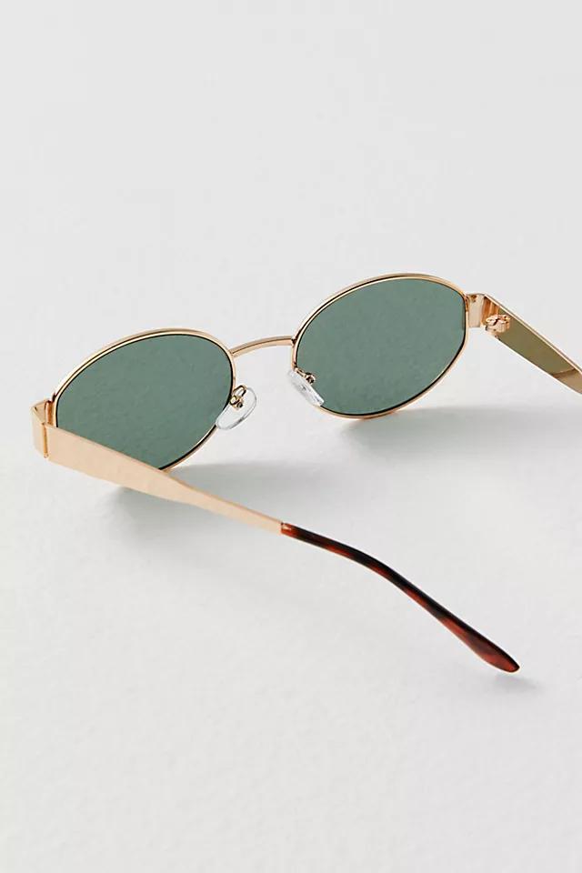Little Secret Round Sunglasses Product Image