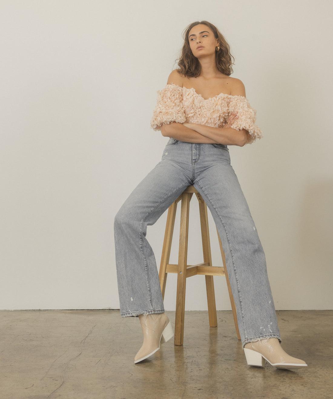 THE DAWN BOOTIE Product Image