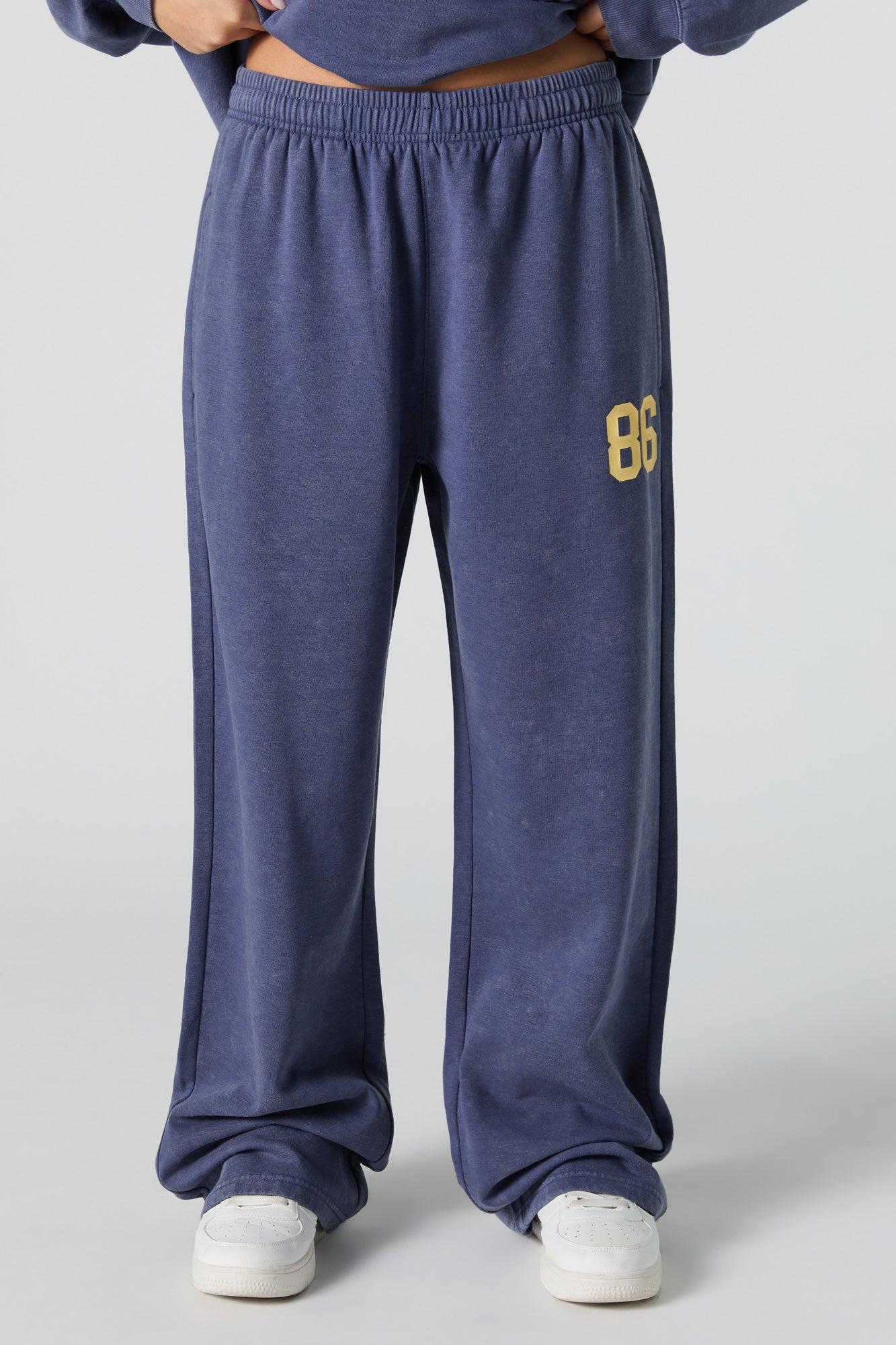Graphic Washed Wide Leg Fleece Sweatpant Female Product Image