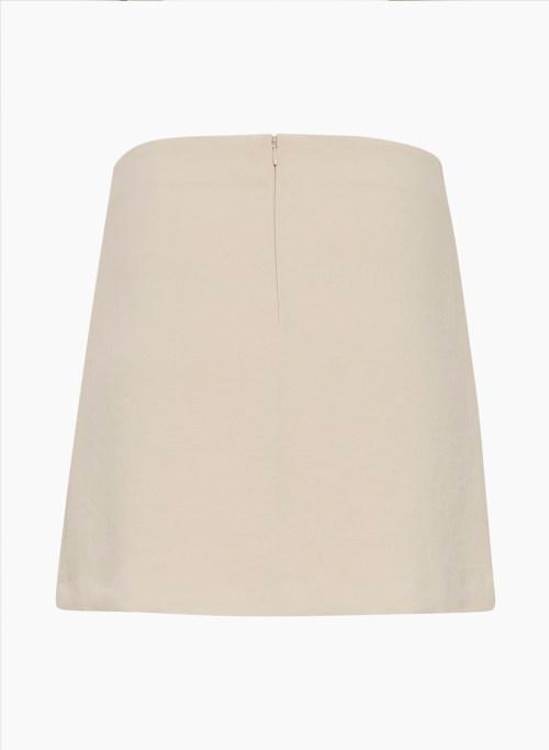 classic mini skirt Product Image