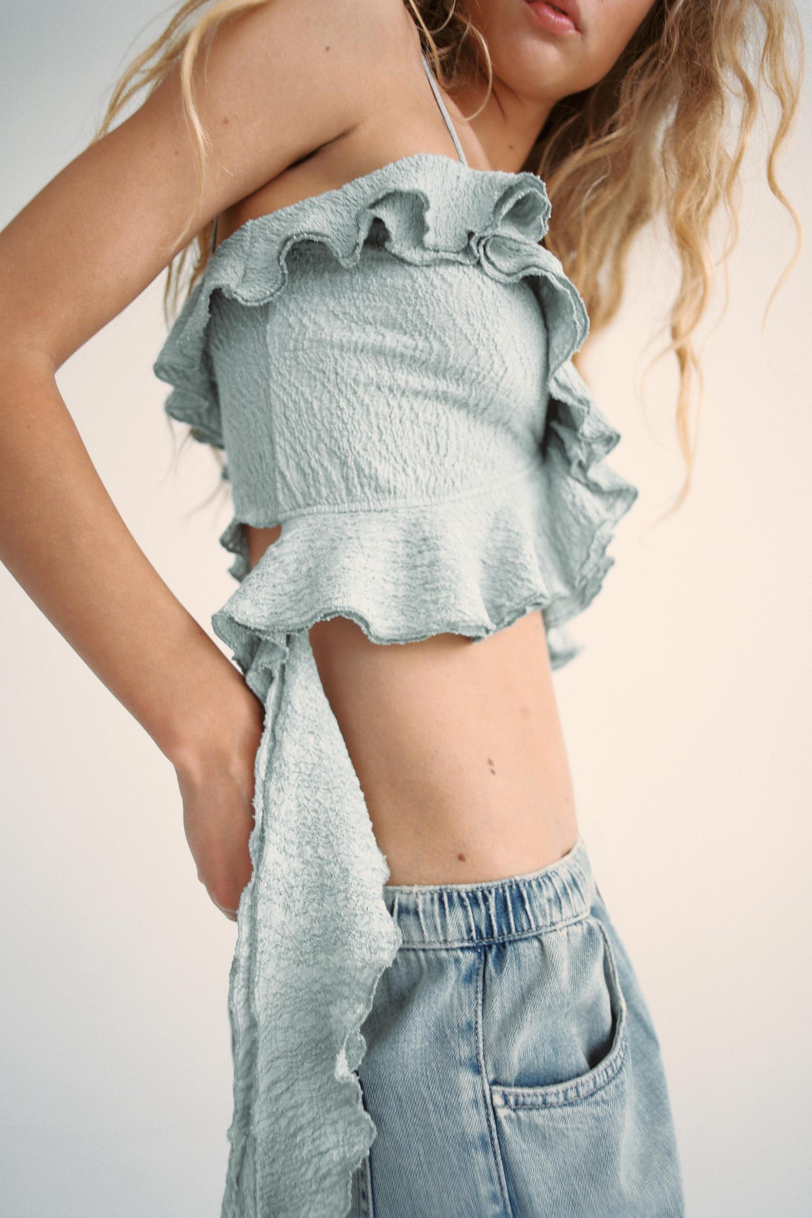RUFFLED TEXTURED CROP TOP Product Image