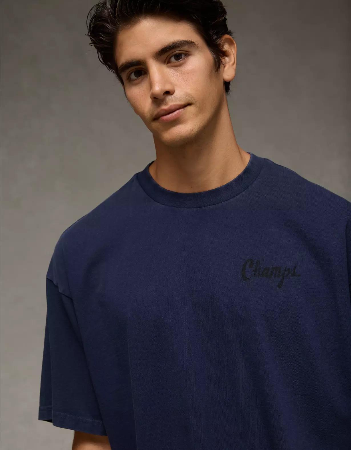 AE Boxy Snoopy Graphic T-Shirt Product Image