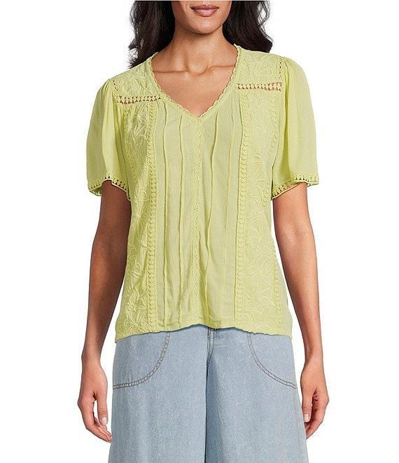 Nurture Petite Size Short Sleeve Woven V-Neck Top Product Image
