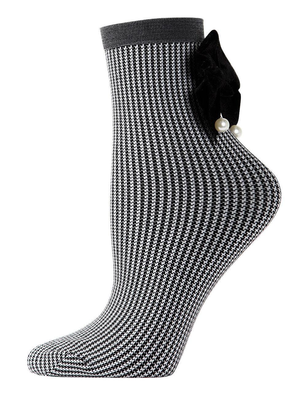 MEMOI Houndstooth Faux Pearl Accent Womens Anklet Socks - BLACK Product Image