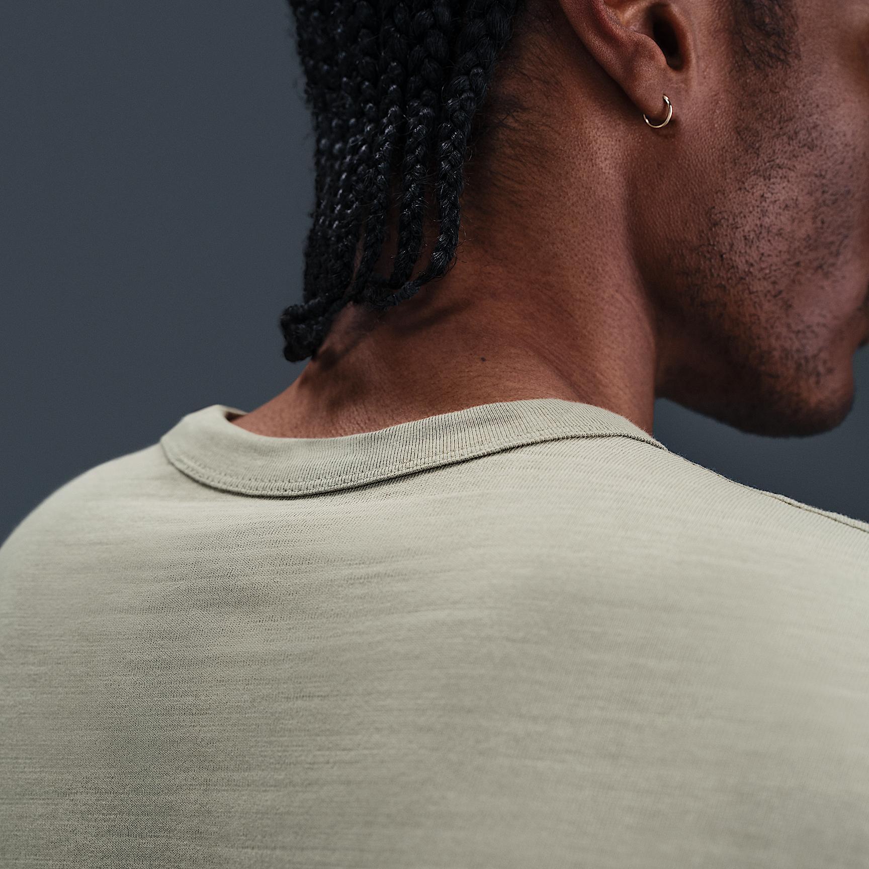 Nike Sportswear Premium Essentials Men's T-shirt Product Image