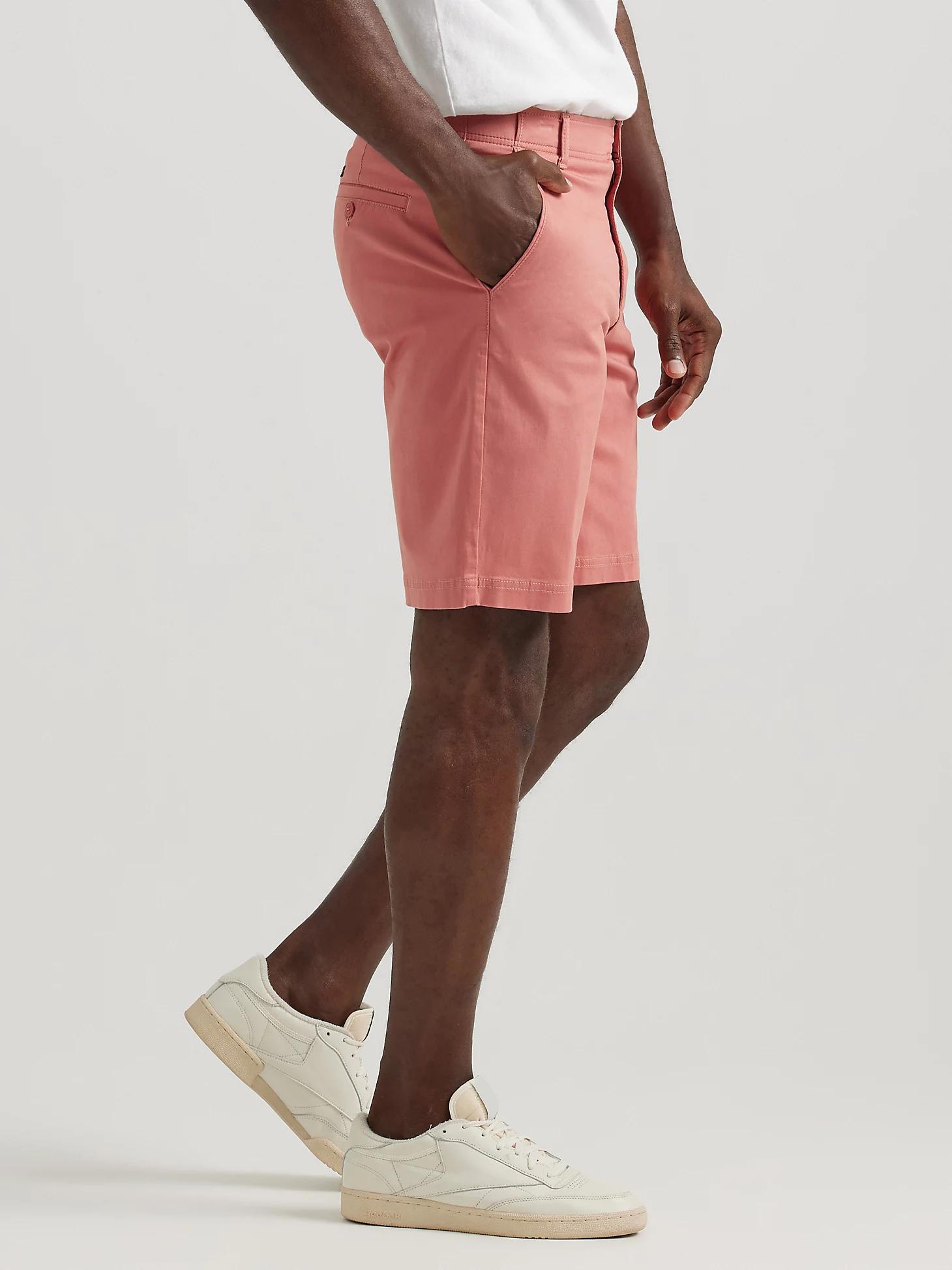 Men’s Extreme Motion Short | Khaki Cargo Shorts| Lee® Product Image
