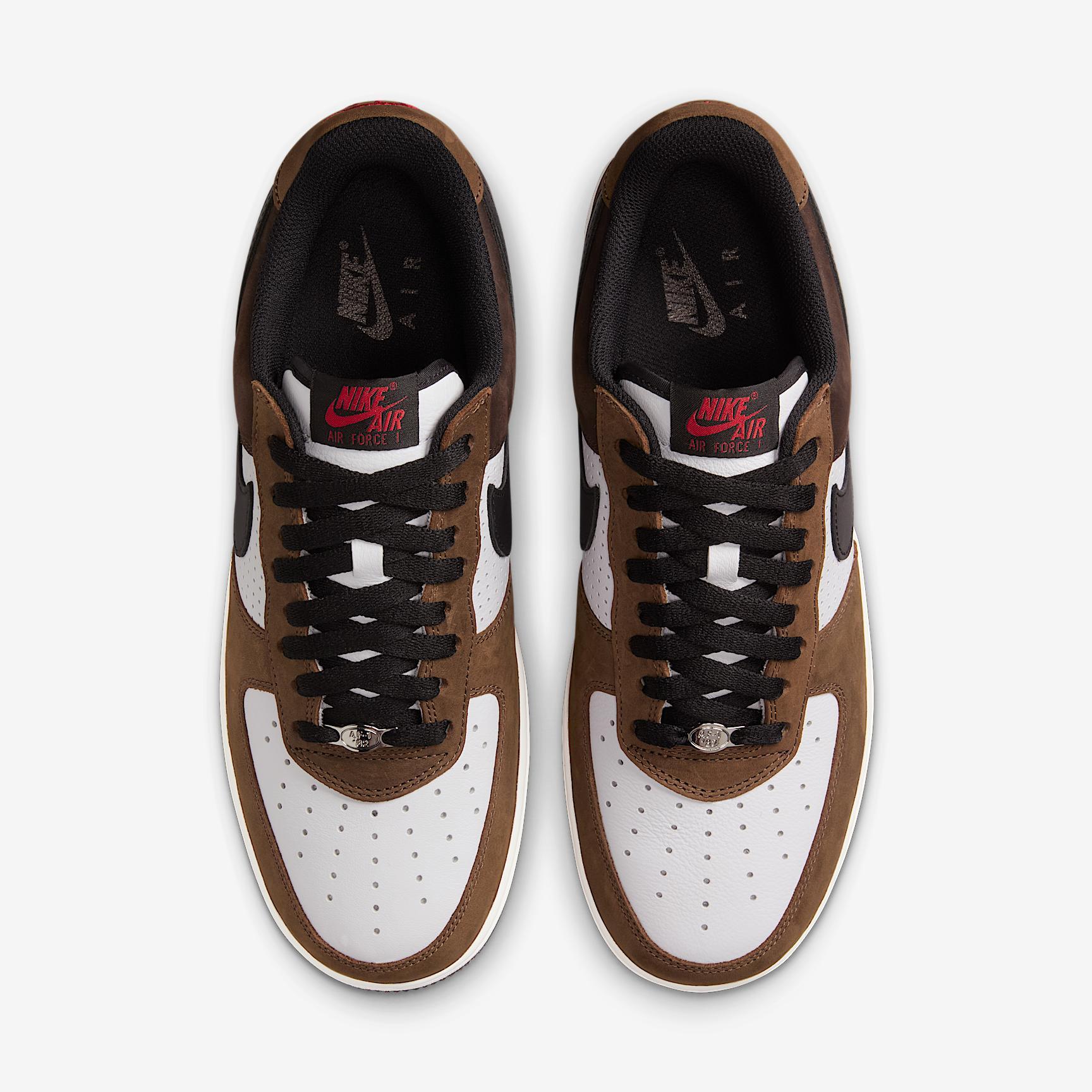 Nike Men's Air Force 1 Low Retro Shoes Product Image