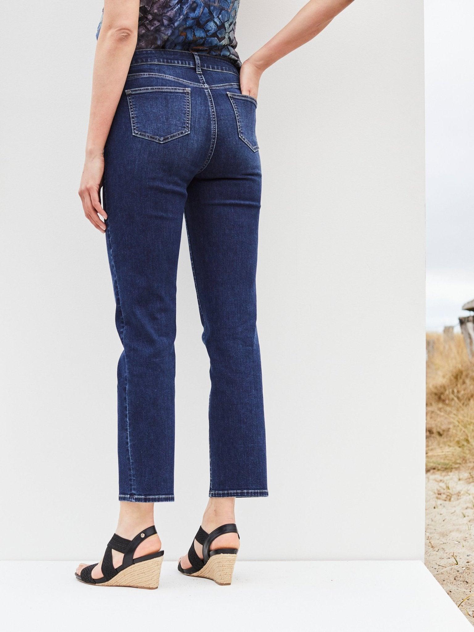 Westport Signature Straight Leg Denim Jeans Female Product Image