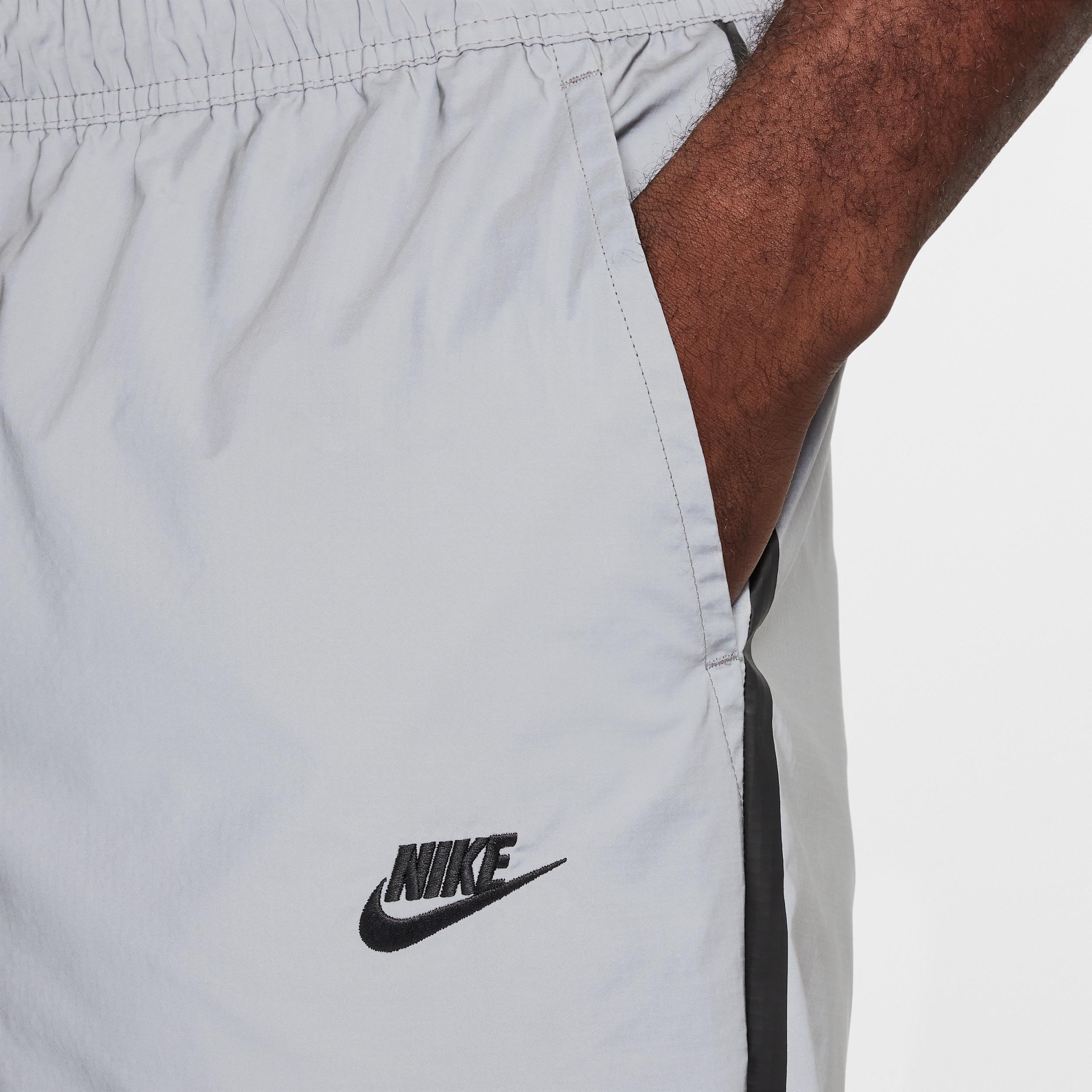 Nike Men's Tech Woven Flash Pants Product Image