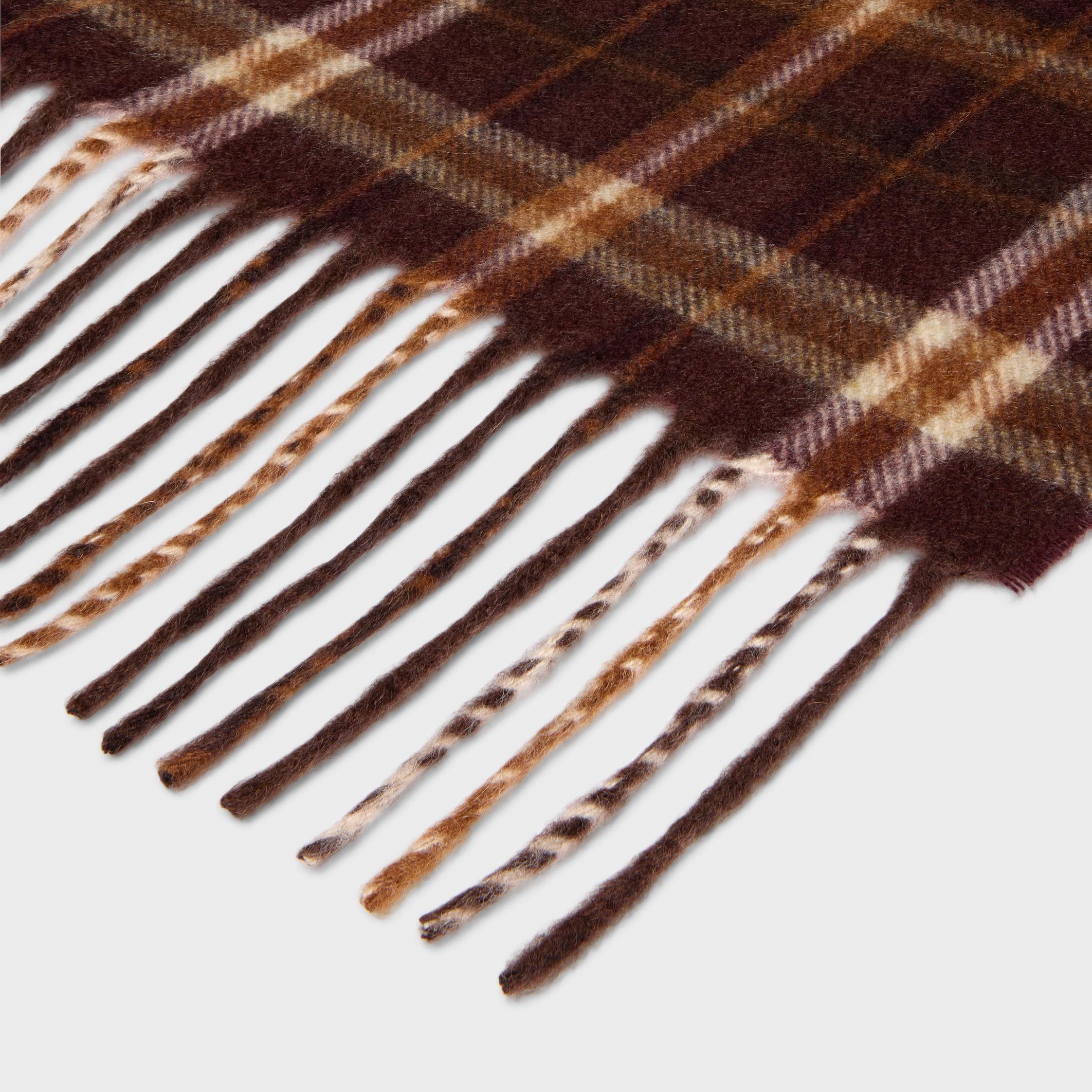 scarf IN TARTAN CASHMERE Product Image