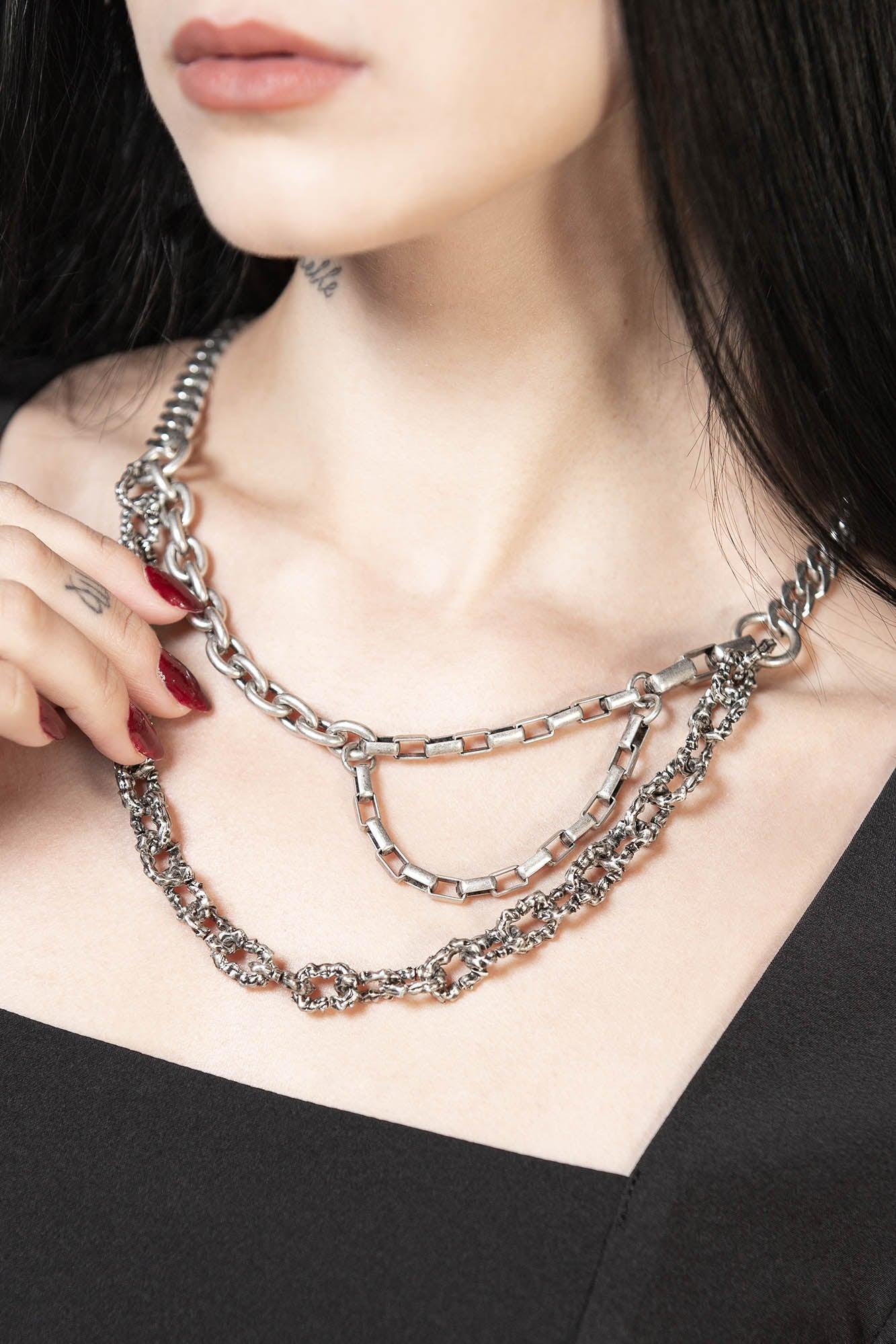 Lorelay Choker Female Product Image