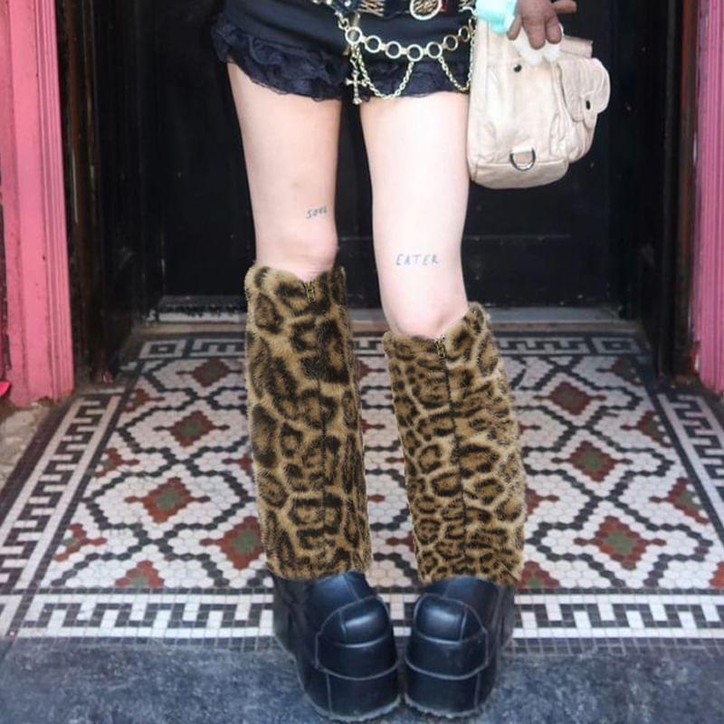 Leopard Print Fleeced Leg Warmers Product Image