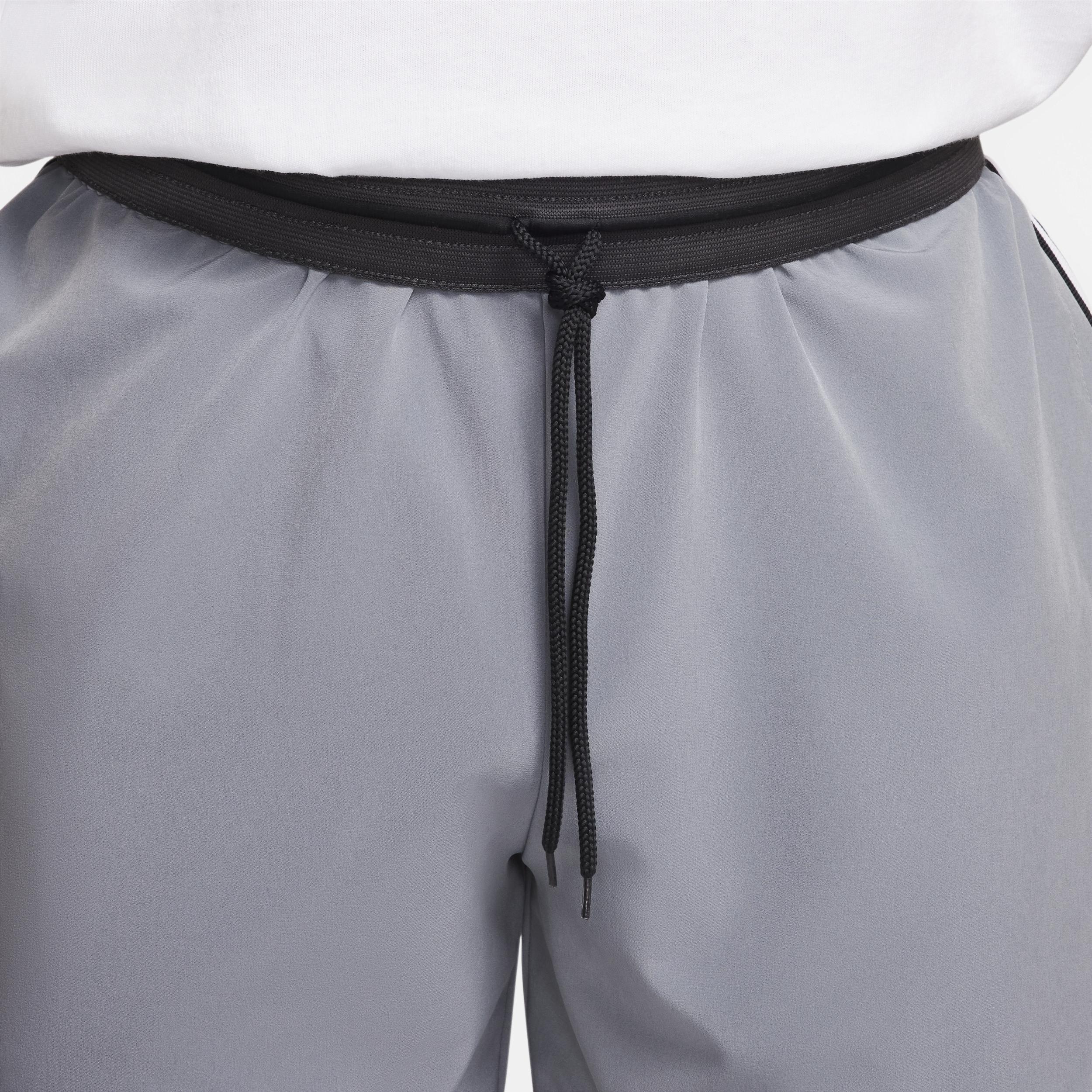 Nike Men's DNA Dri-FIT 6" UV Woven Basketball Shorts Product Image