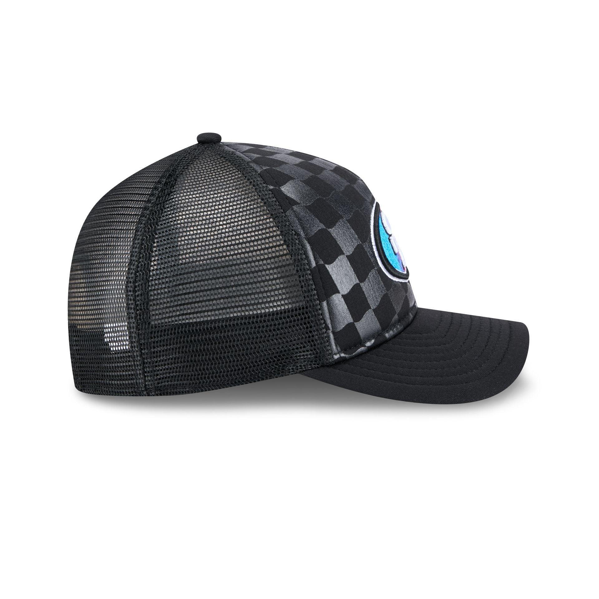 San Francisco 49ers Gradient Raceway 9FORTY M-Crown A-Frame Trucker Hat Male Product Image