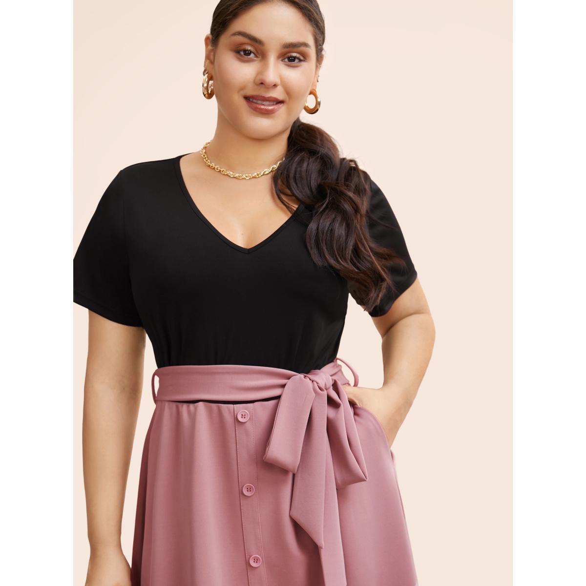 Plus Size Supersoft Essentials Two Tone Pocket Patchwork Belted Dress Rouge Women Office Plain V-neck Short sleeve Curvy Midi Dress BloomChic 28/5X Product Image