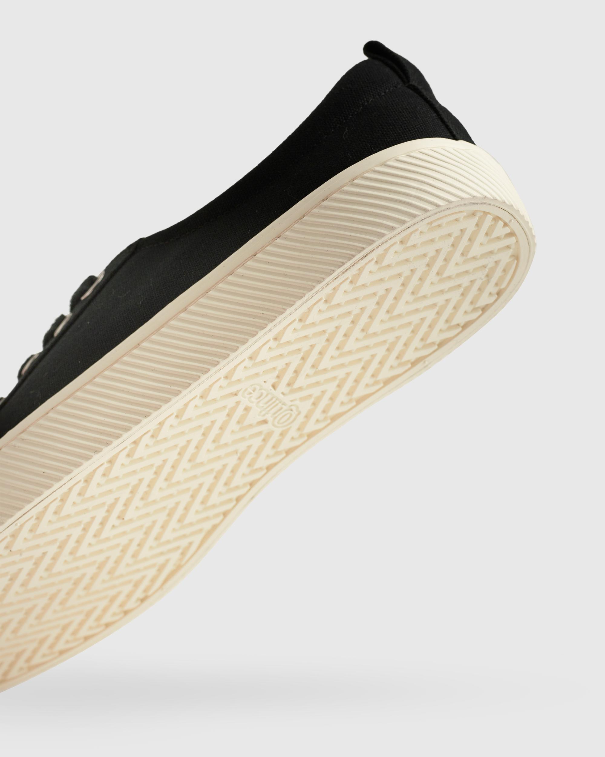 Quince | Men's Eco Cotton Canvas Everyday Sneaker Product Image