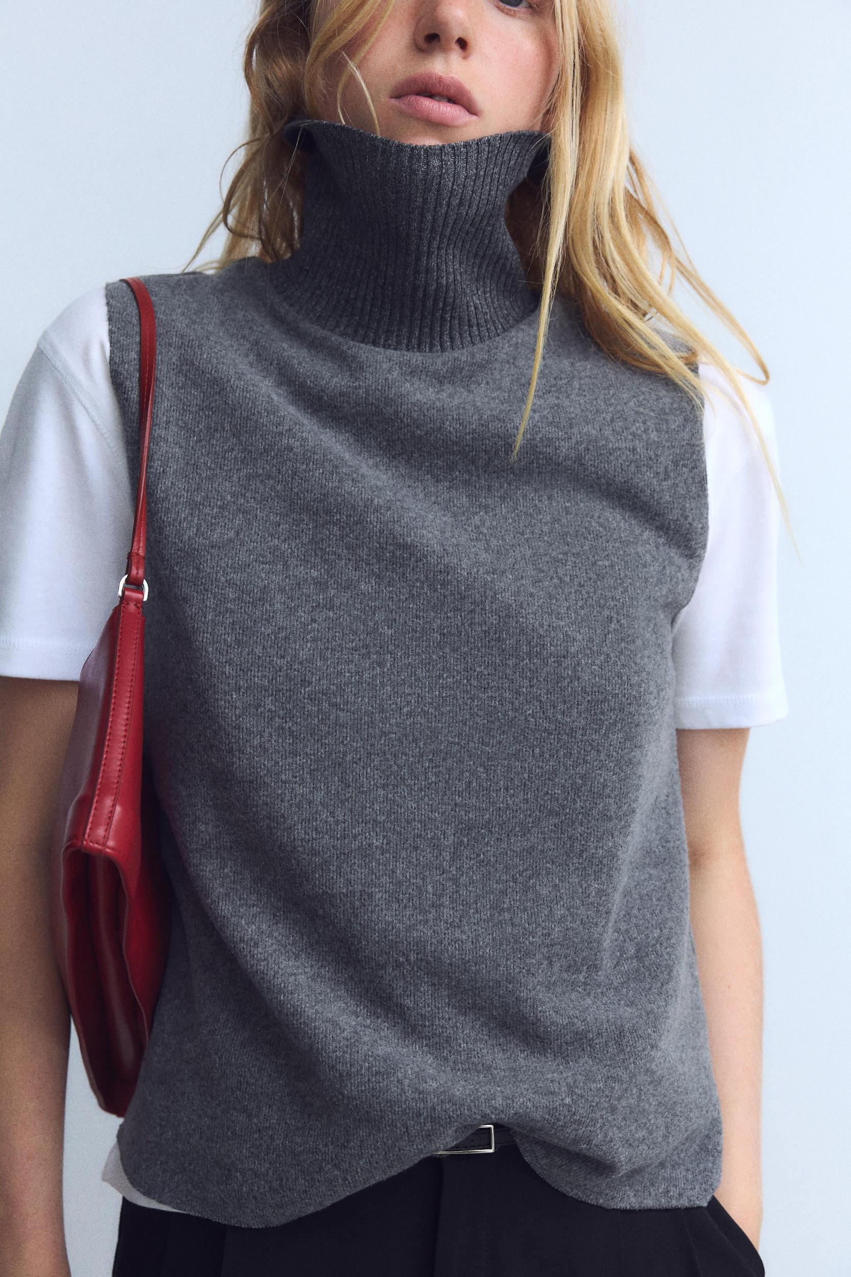 SOFT HIGH COLLAR TOP Product Image