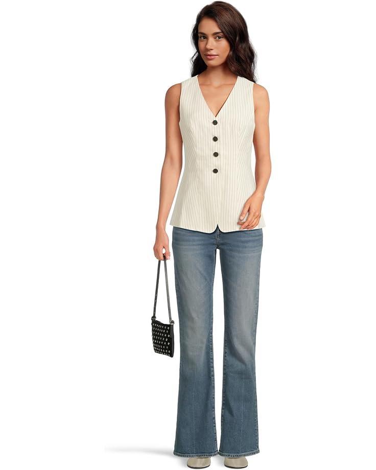 The Sculptural Buckle Crossbody Bag Product Image