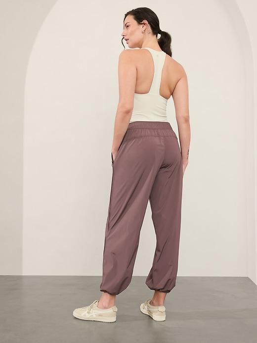Rise Pant Product Image