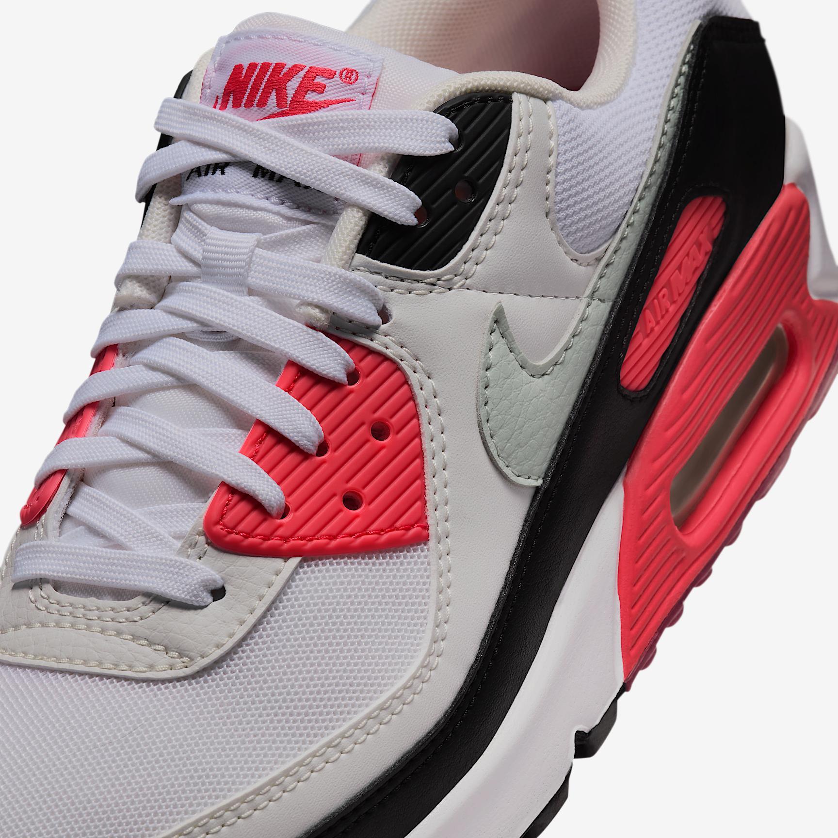 Nike Women's Air Max 90 Shoes Product Image