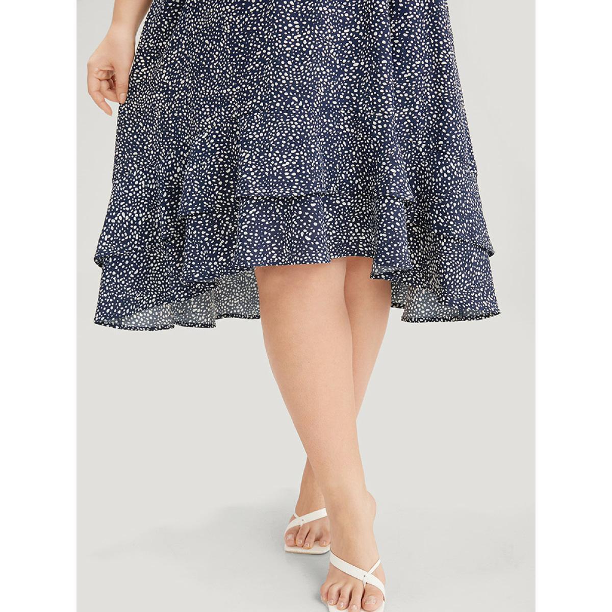 Plus Size Allover Print Pocket Ruffle Layered Hem Skirt Women Indigo Elegant Elastic Waist No stretch Pocket Dailywear Skirts BloomChic 10/M Product Image