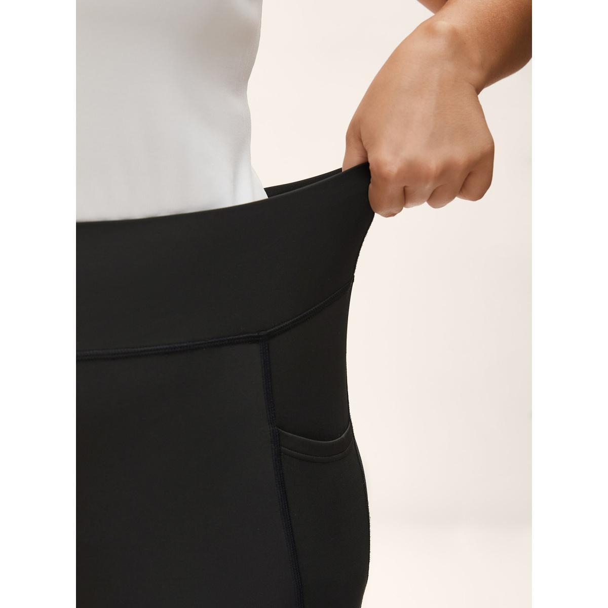 Plus Size Stretchy Wide-Waistband Tight-Fit Leggings Women Black Everyday-Casual Leggings BloomChic 18-20/2X Product Image