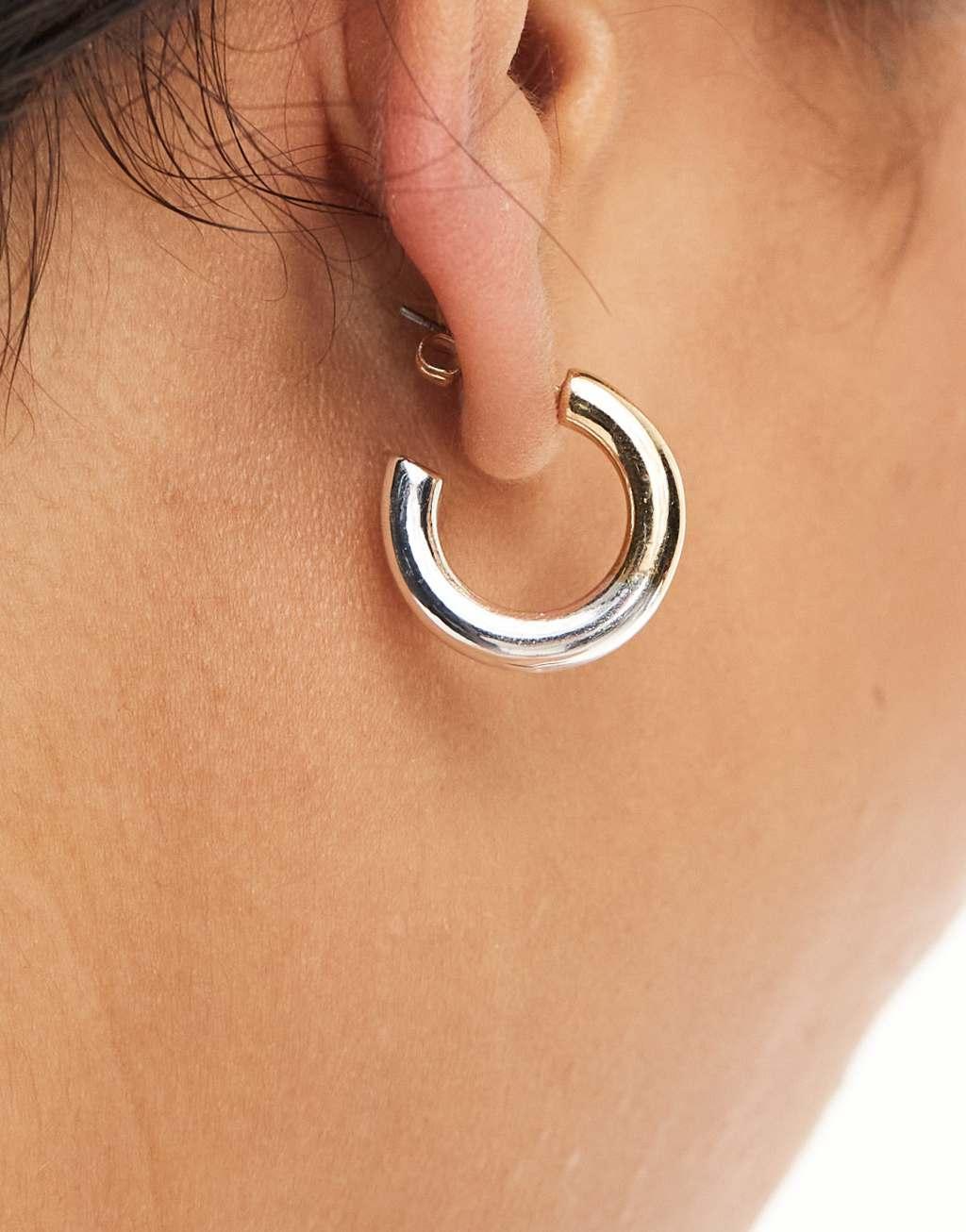 Pieces double hoop earrings in gold and silver Product Image