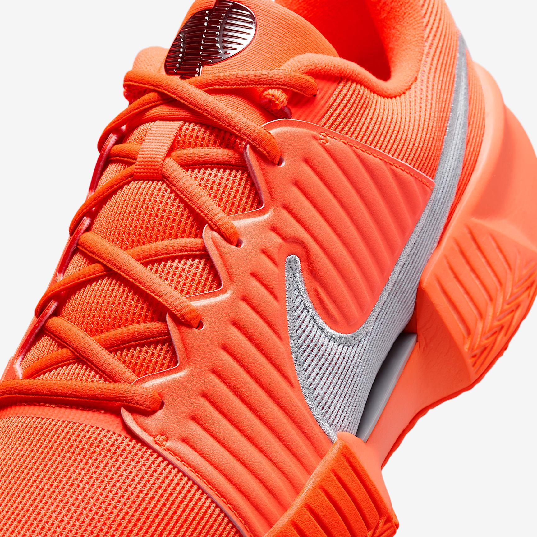 Nike GP Challenge Pro Premium Men's Hard Court Tennis Shoes Product Image