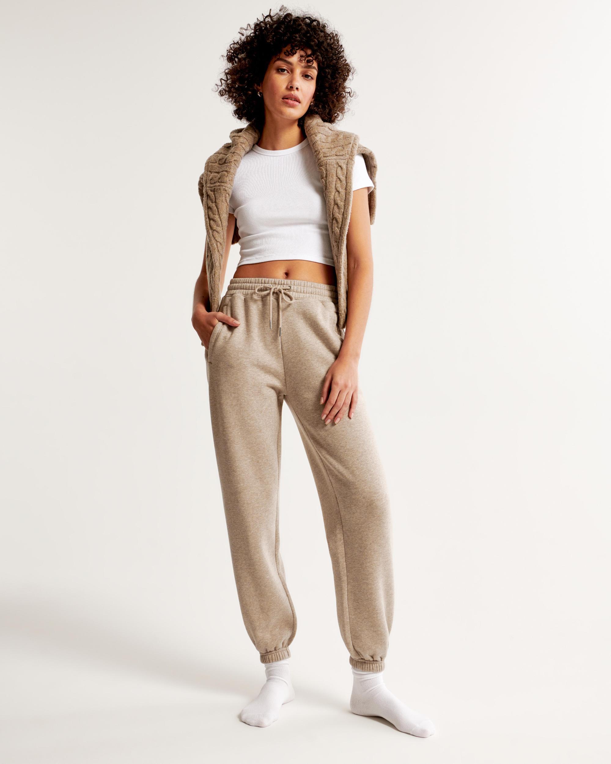 Essential Sunday Sweatpant Product Image