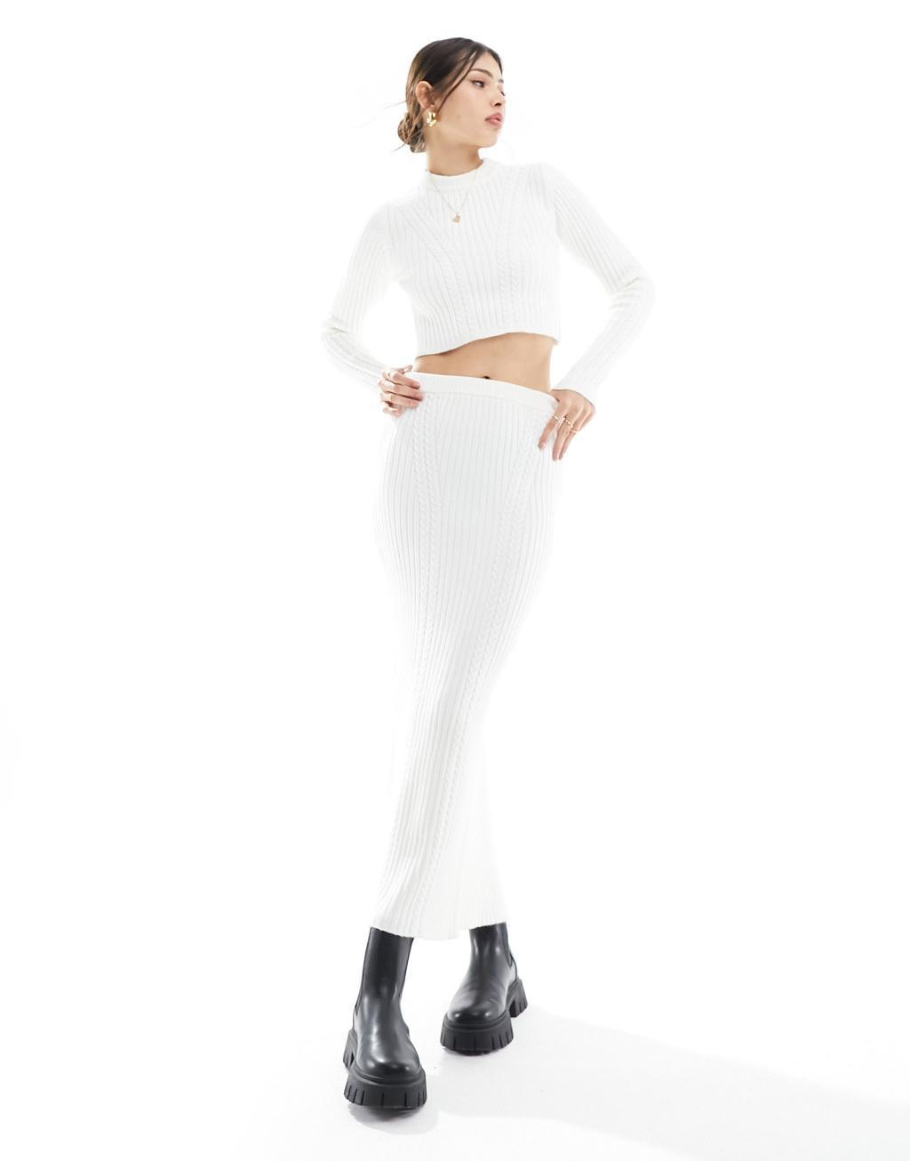 Bershka ribbed knit crew neck sweater Product Image