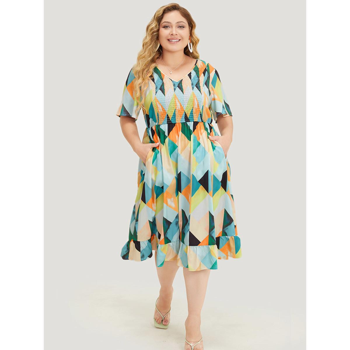Plus Size Geometric Print Shirred Ruffle Hem Pocket Dress Multicolor Women Elegant Gathered V-neck Short sleeve Curvy Midi Dress BloomChic 18-20/2X Product Image