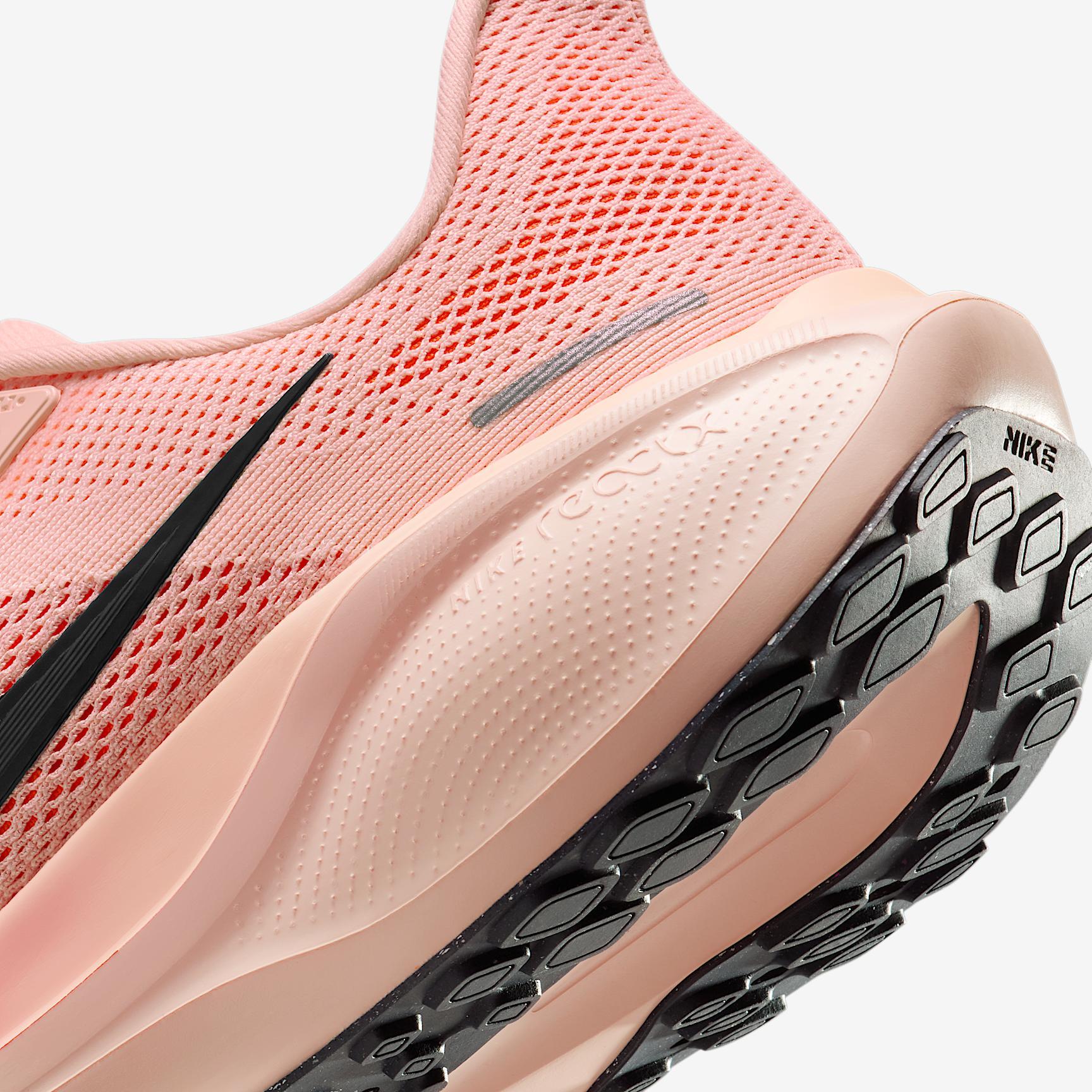 Nike Men's Pegasus 41 Road Running Shoes Product Image