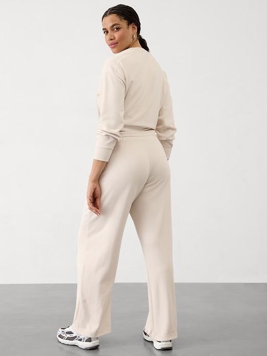 Seasoft Mid Rise Straight Pant Product Image