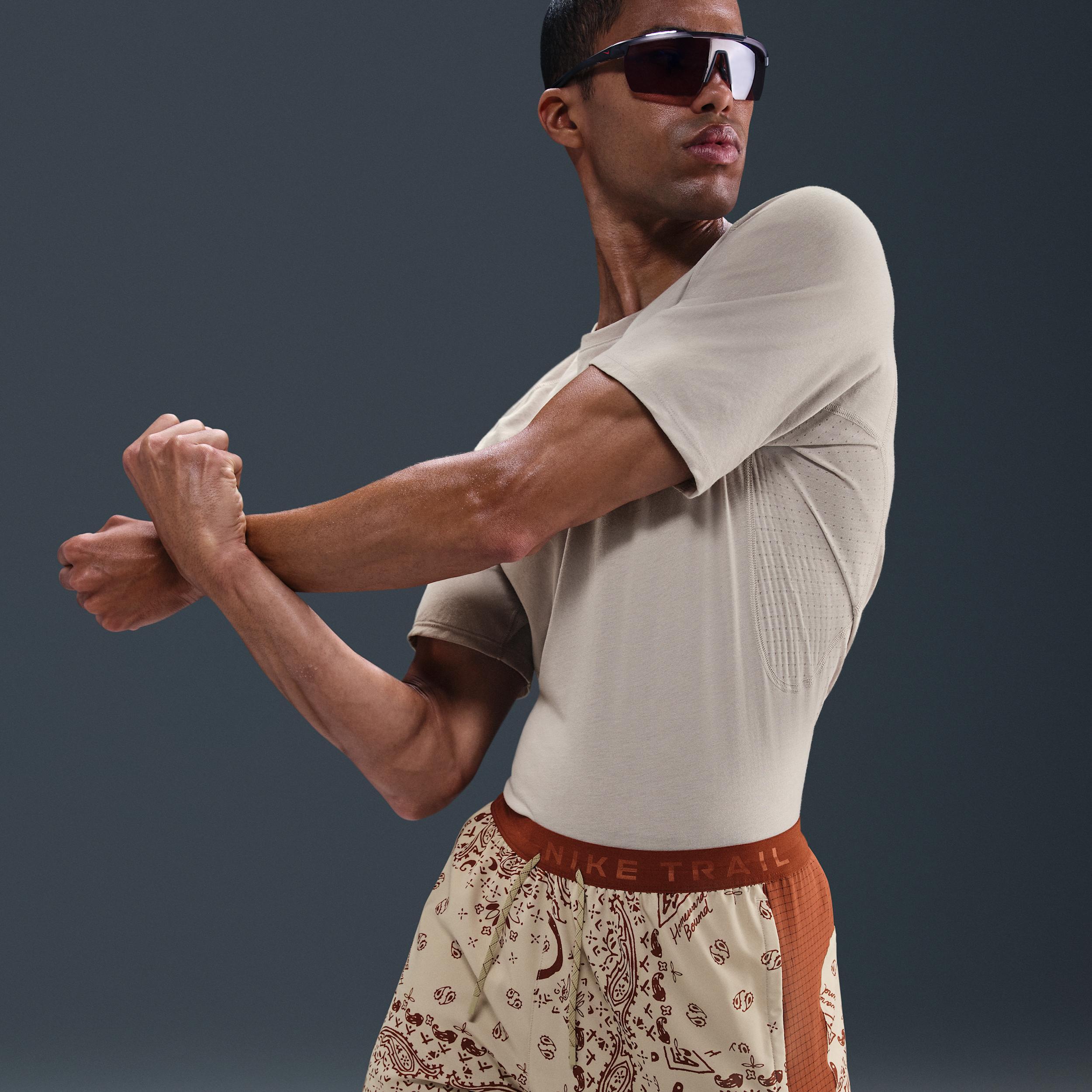 Nike Men's Trail Dri-FIT 6" Brief-Lined Running Shorts Product Image