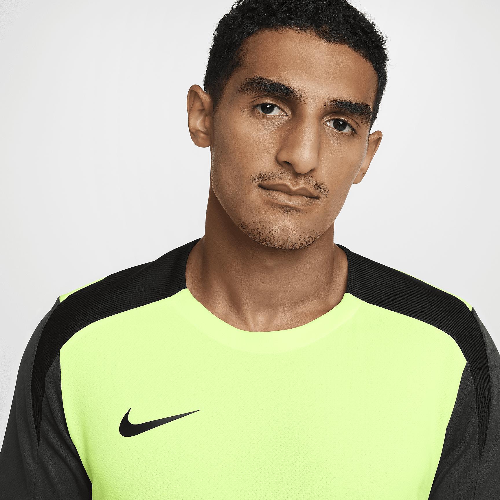 Nike Strike Men's Dri-FIT Short-Sleeve Soccer Top Product Image